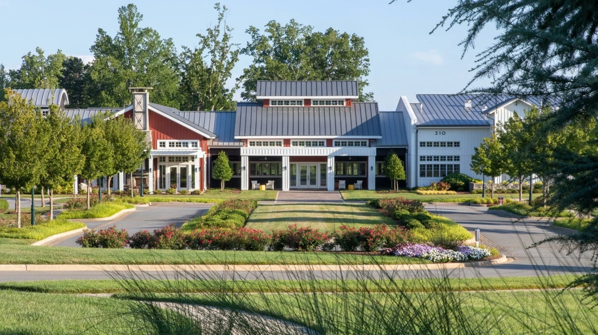 trilogy-lake-norman-clubhouse-exterior-55-plus-community-mooresville-nc.jpg