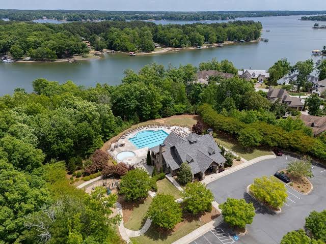 Handsmill on Lake Wylie