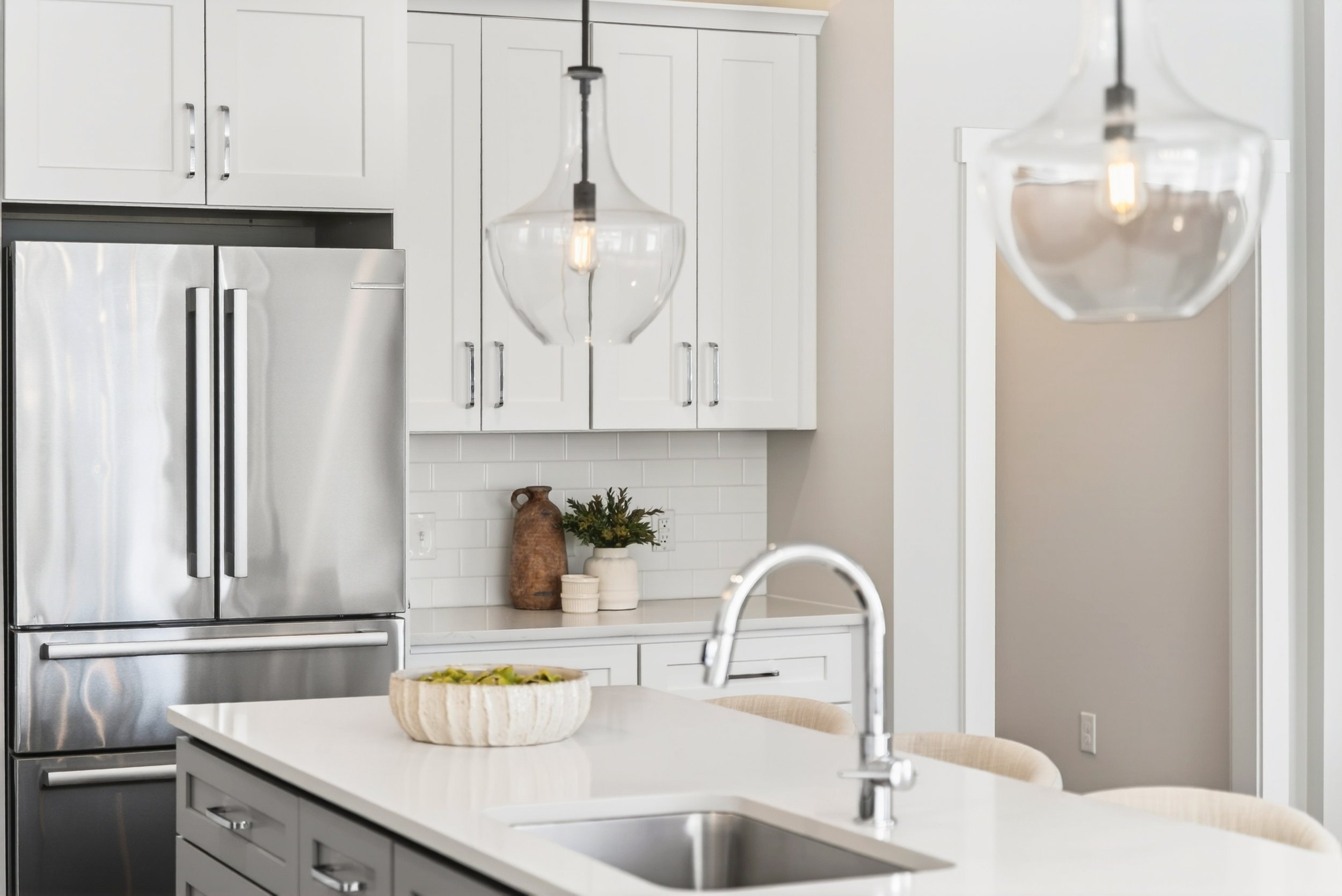 1316 Ordermore Avenue-305 (1).jpg
