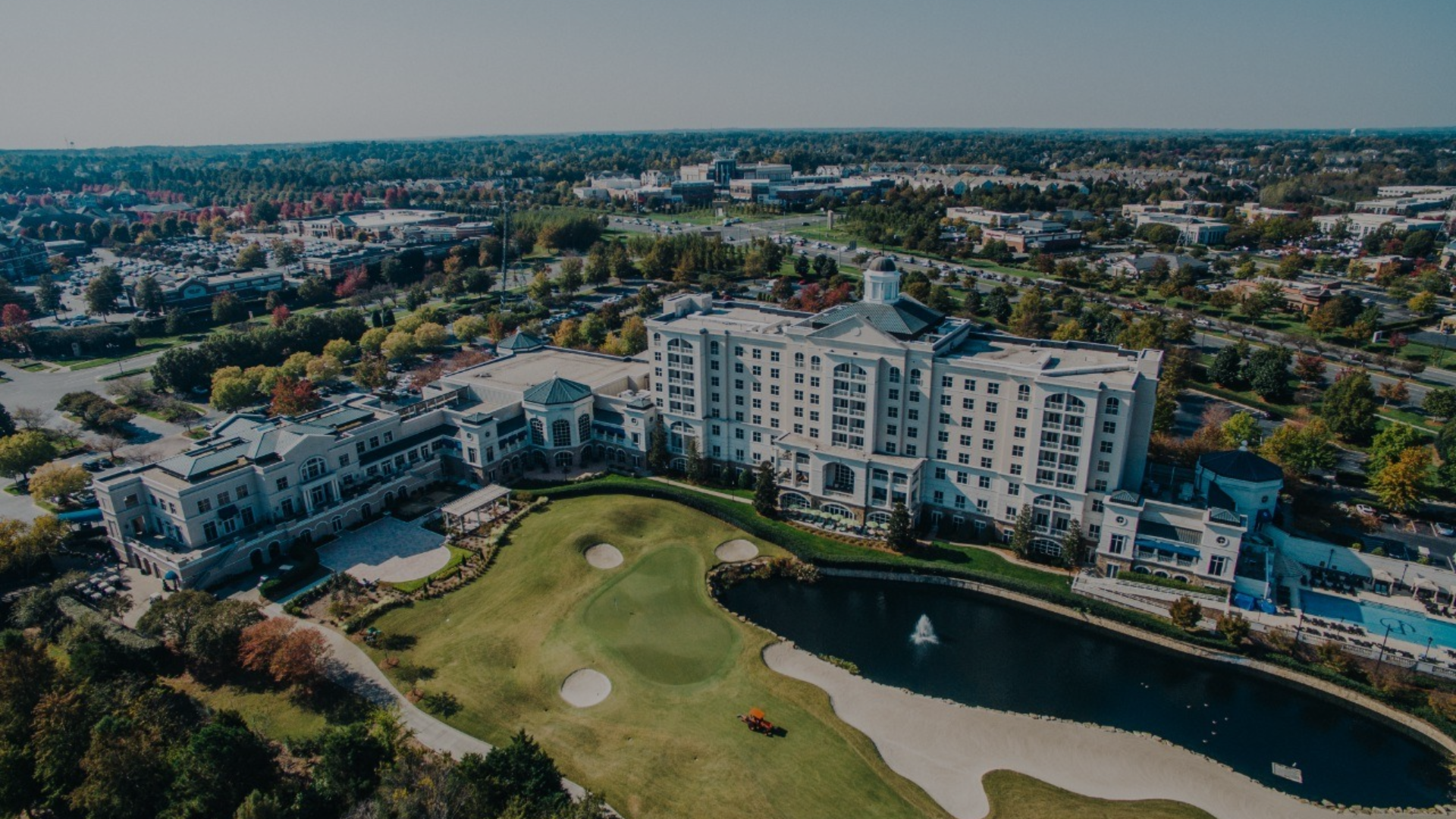 ballantyne-charlotte-nc-aerial-view-of-hotel-golf-course-and-development.png