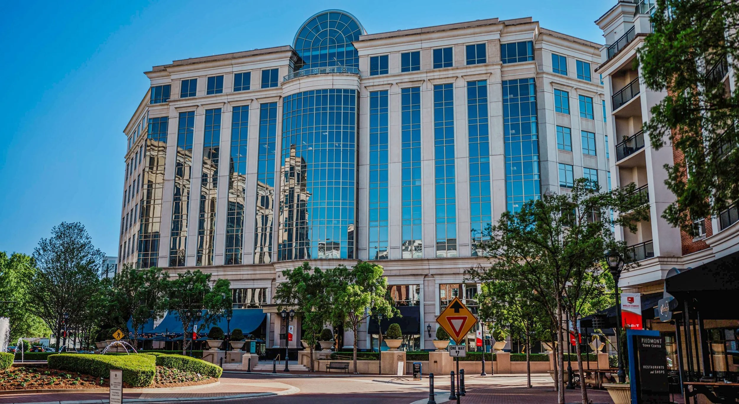southpark-charlotte-nc-luxury-office-building-with-glass-dome-exterior.jpg
