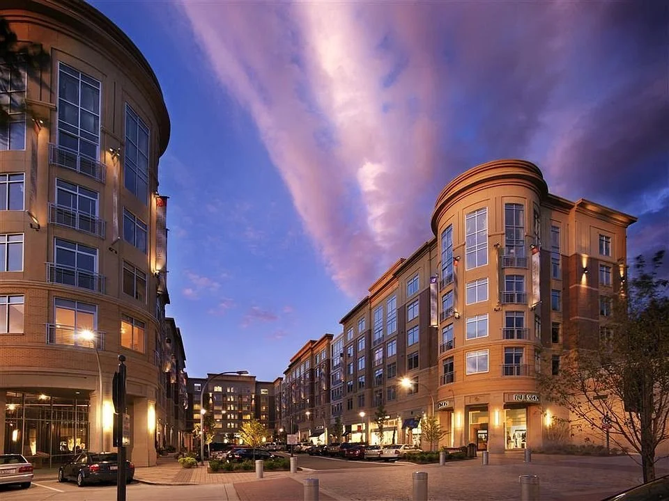 southpark-charlotte-nc-residence-luxury-mixed-use-building-exterior-at-dusk.jpg