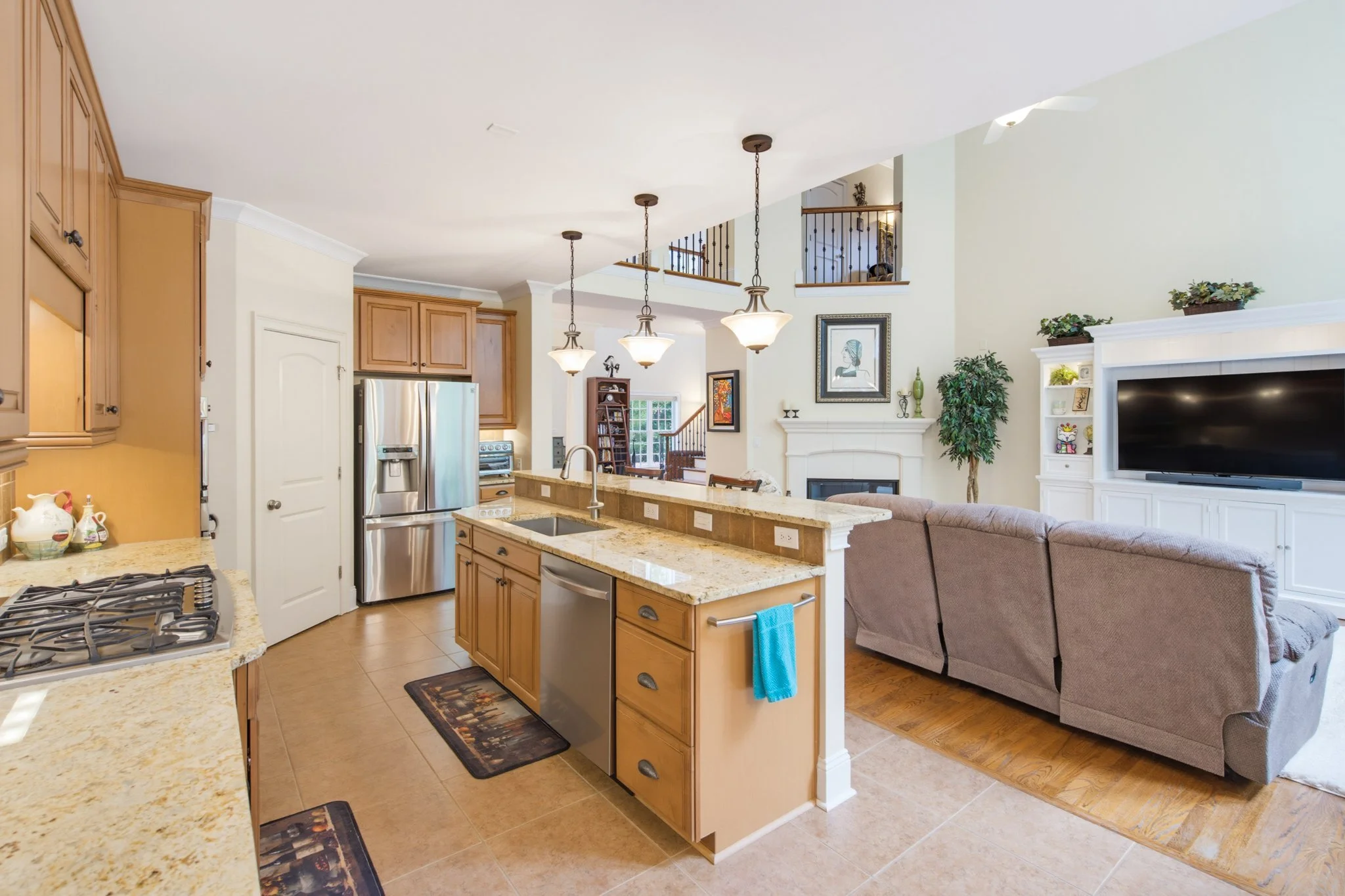 16506 Doves Canyon Lane-143.jpg