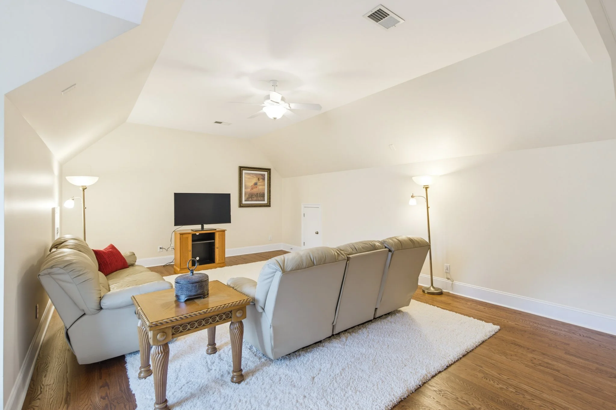 16506 Doves Canyon Lane-192.jpg