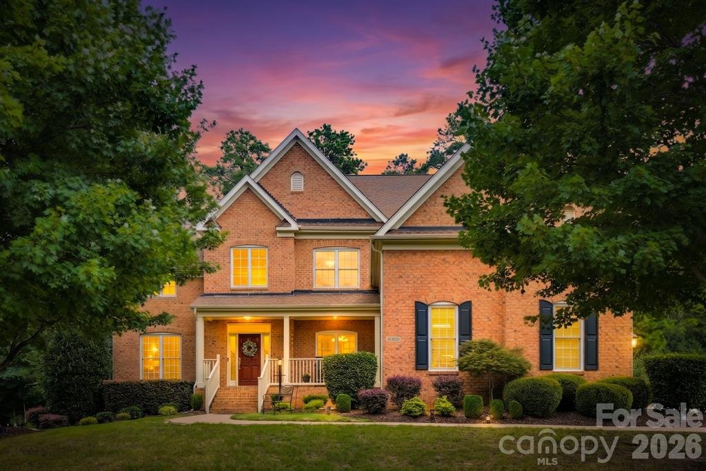 16506 Doves Canyon Lane, Charlotte, North Carolina 28278