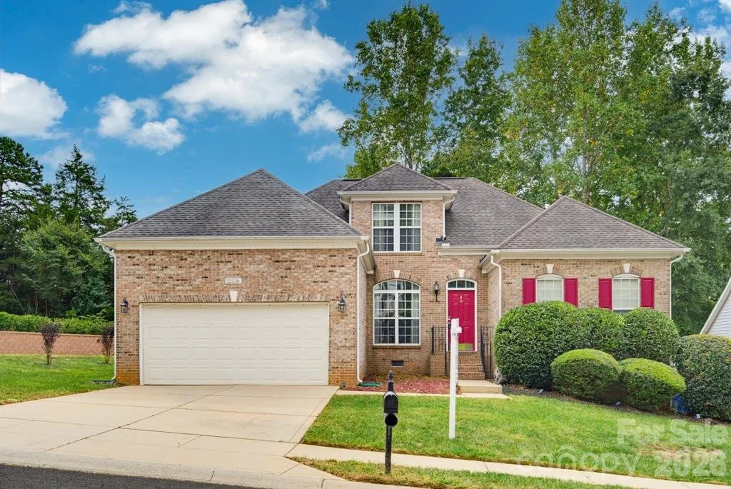 13330 Edgetree Drive, Pineville, NC 28134