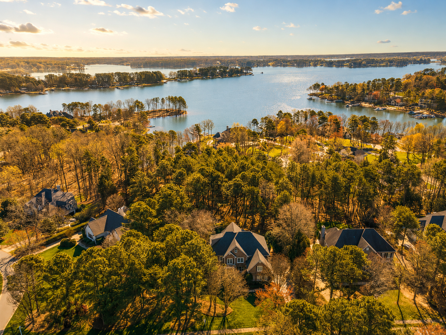 lake-neighborhood-overlook-natural-golden-hour.png