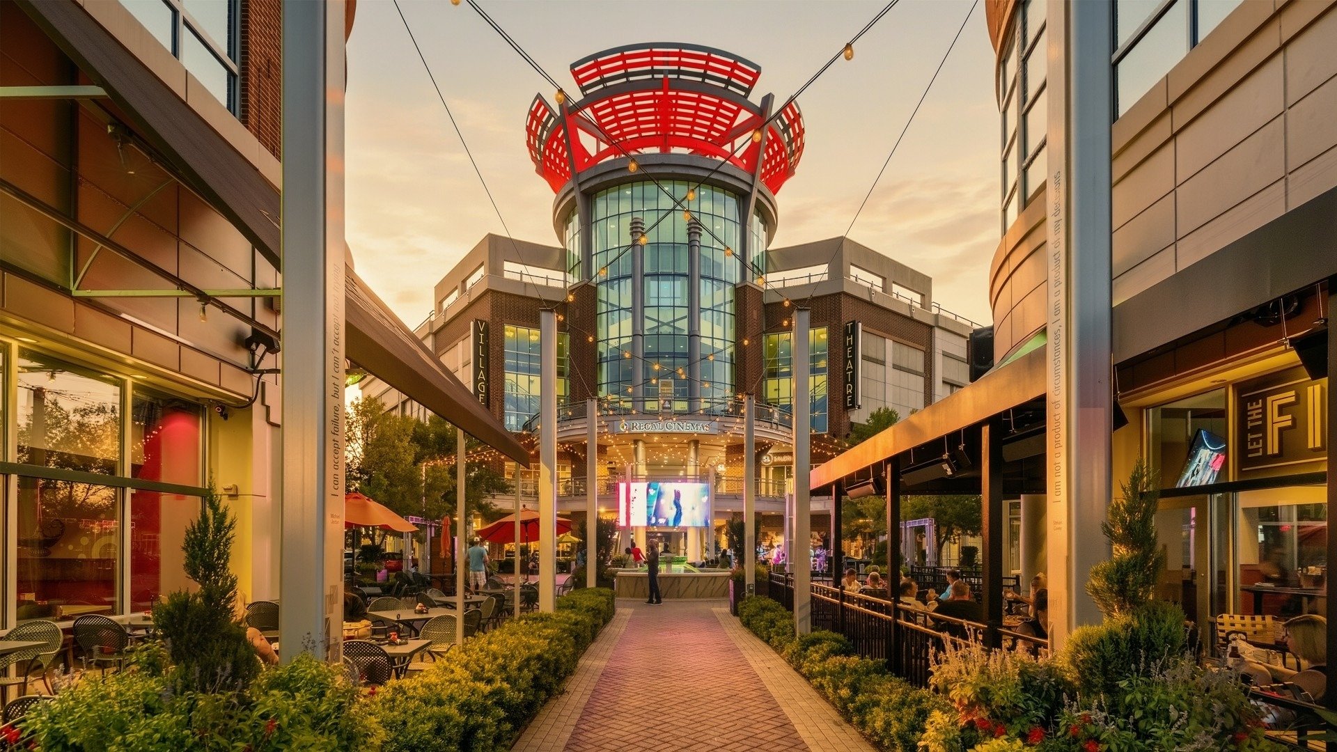 ballantyne-ballantyne-village-shopping-street-and-clock-tower-charlotte-nc.jpg