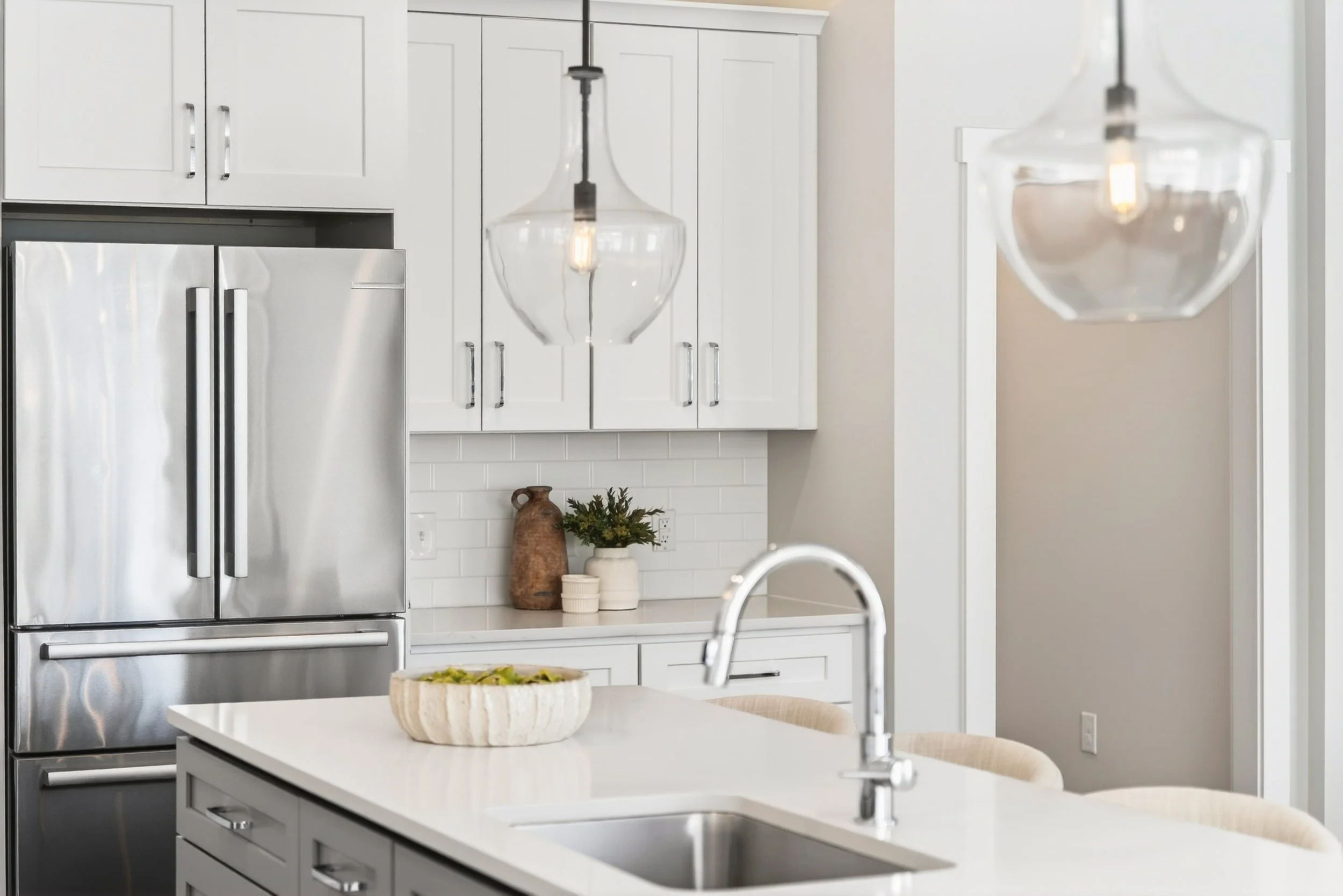 1316 Ordermore Avenue-305 (1).jpg