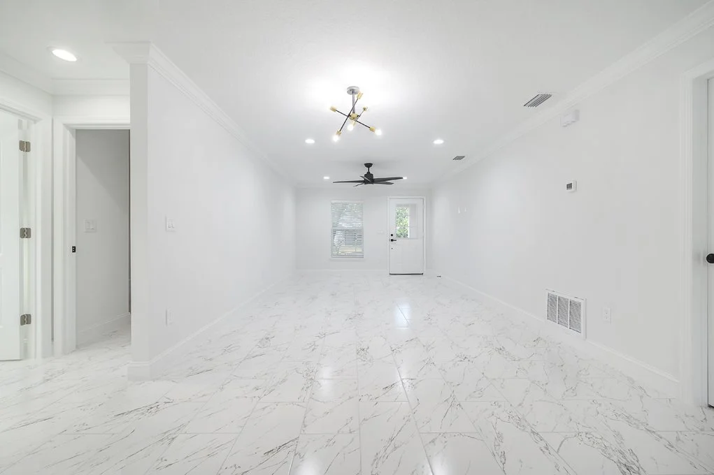 8107 n 10th st 36.jpg