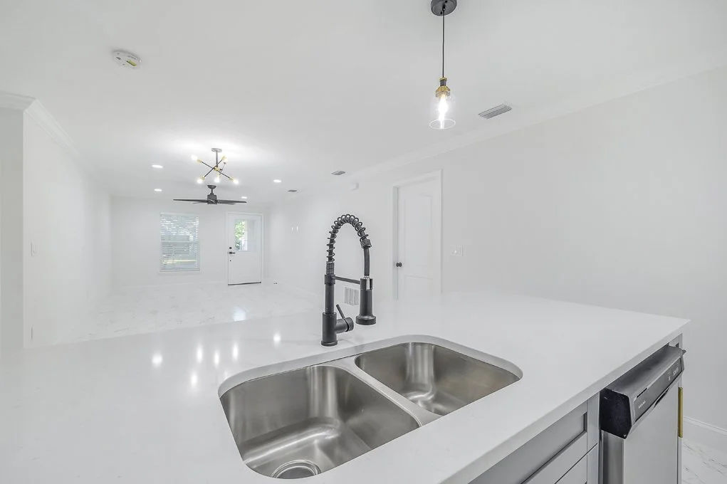 8107 n 10th st 29.jpg
