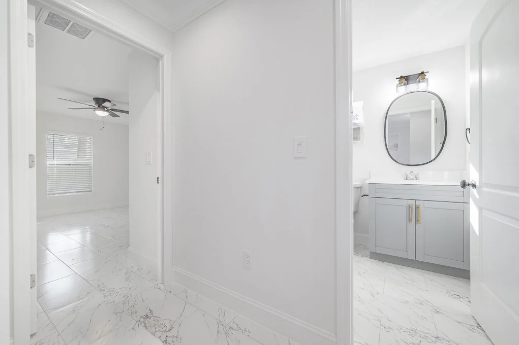 8107 n 10th st 22.jpg