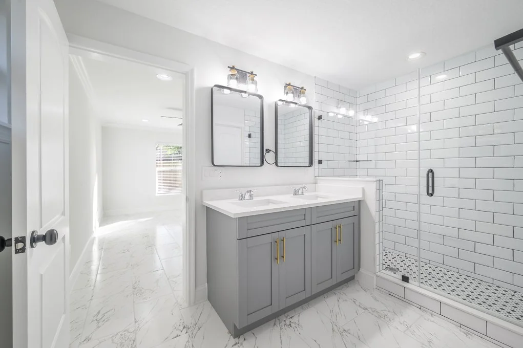 8107 n 10th st 4.jpg
