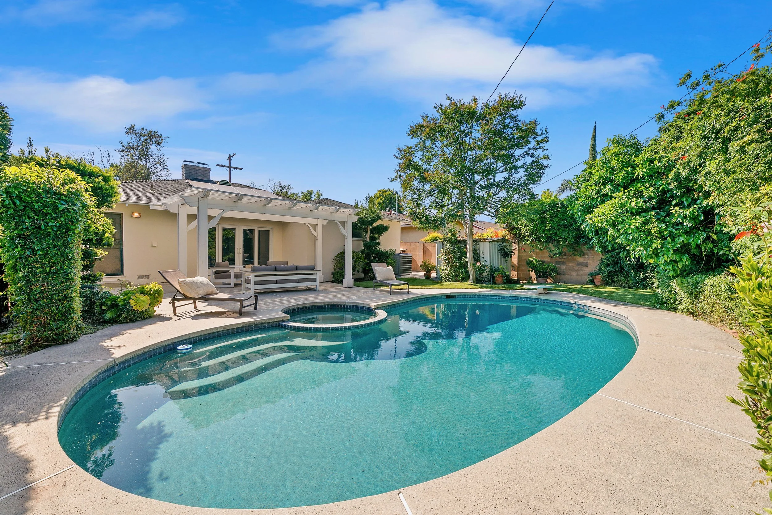5844 Ranchito Ave $1,595,000