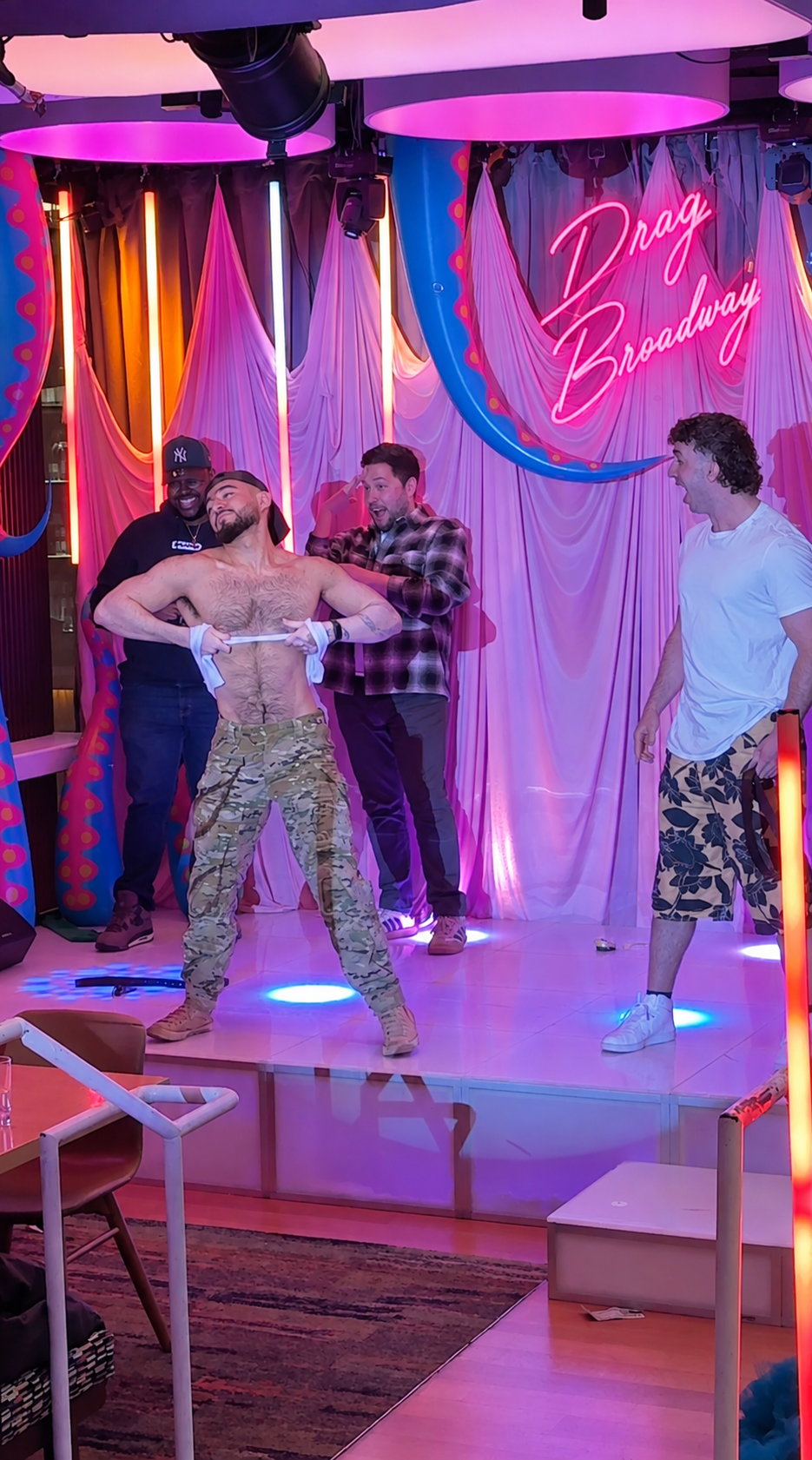 drag brunch Contest .png