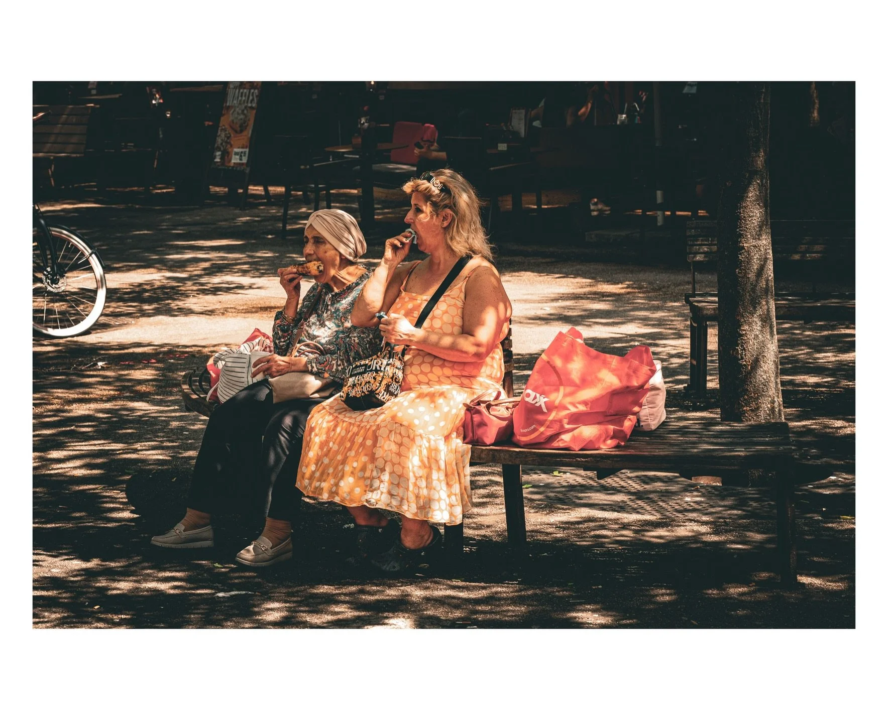 Summer in the city. Serie part 2 of 3. #eindhoven #streetphotography #straatphotography #summercity #peoplephotography