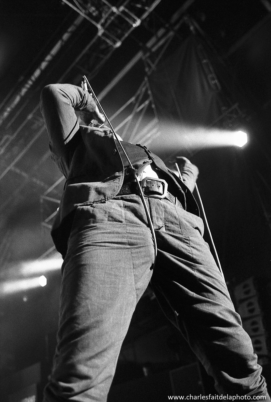 vintage-trouble-3.jpg