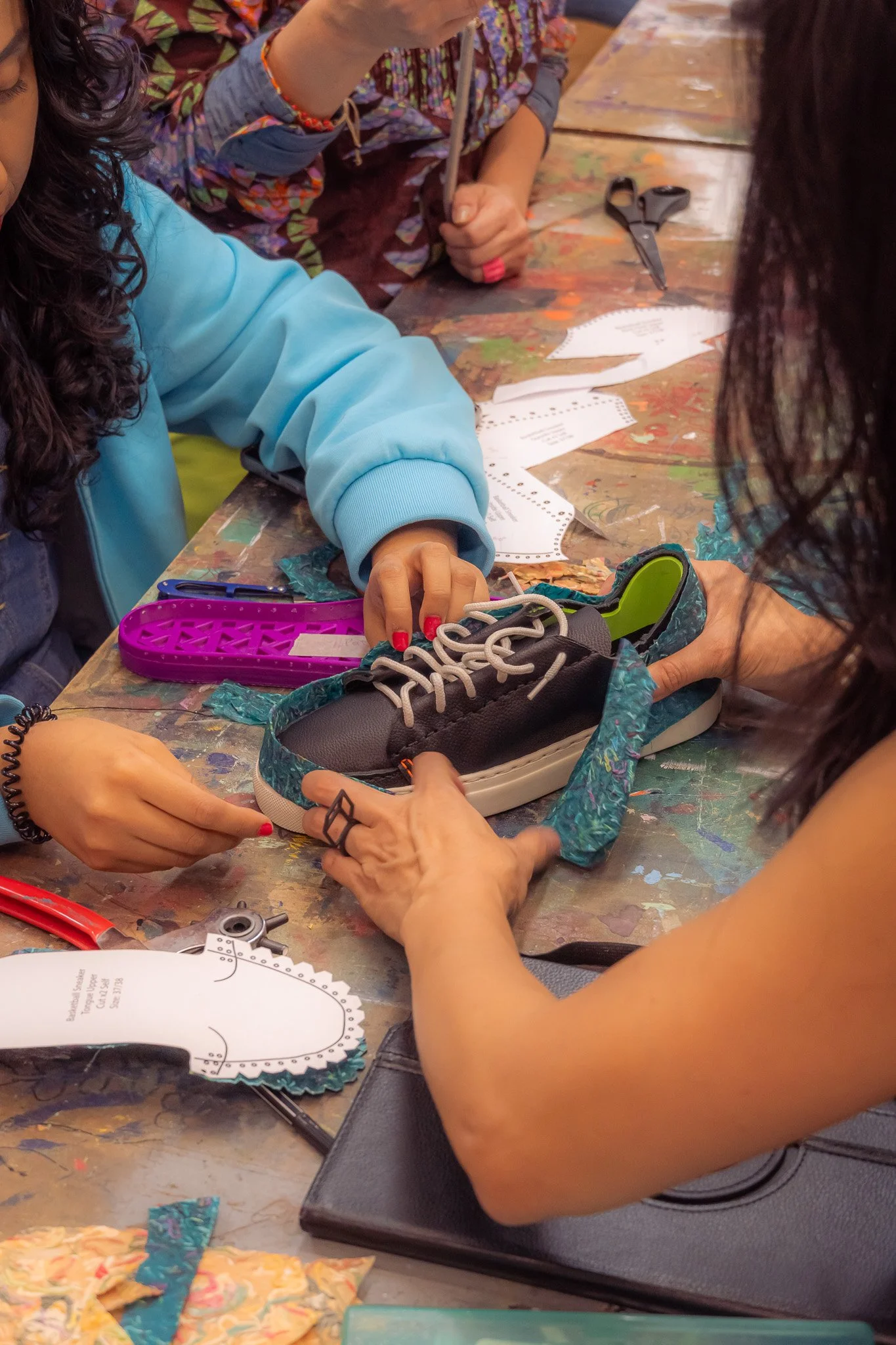 Workshop Sneakers with Biomaterials, Belas Artes