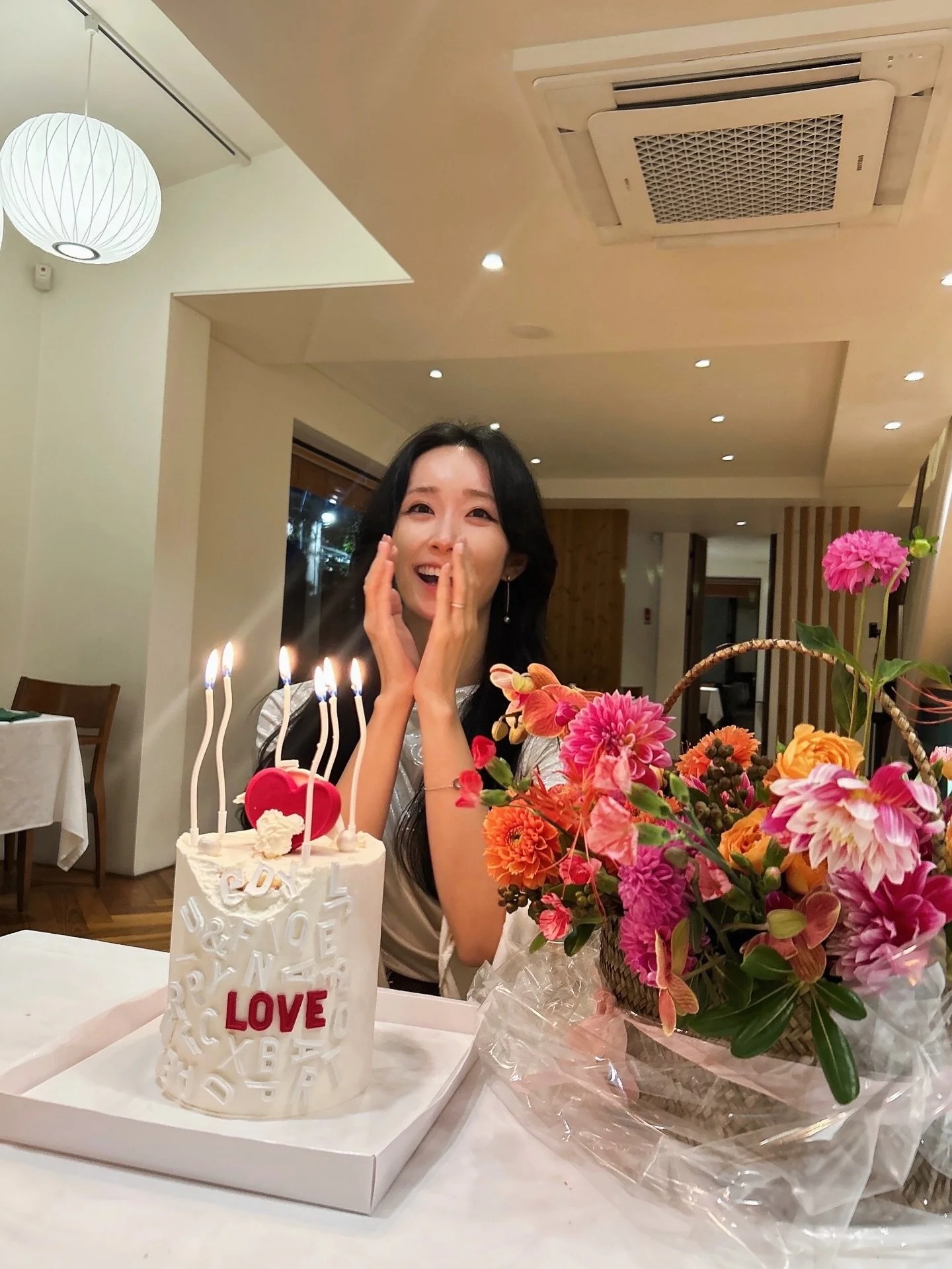 September slipped away too fast 🫢🤎 Grateful for the little highlights! ✨
9월은 더 빠르게 지나간 느낌! 소중한 순간들에 감사한 달. 그림도 하나 더 완성! &hearts;️