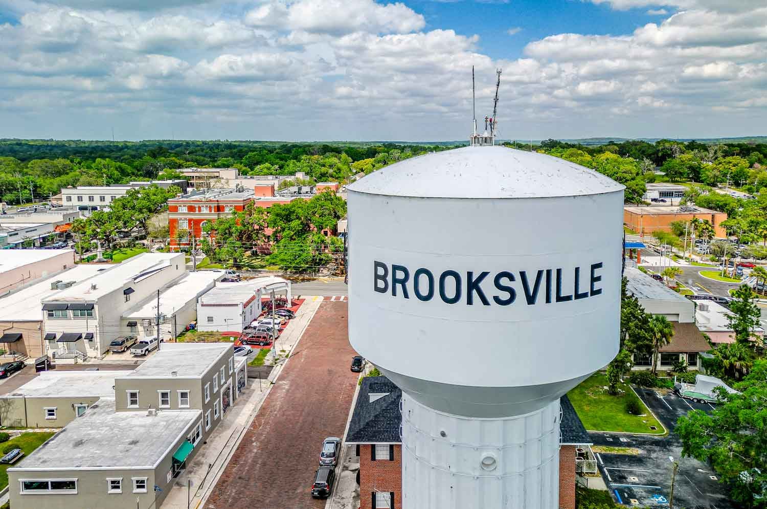 Brooksville Florida water tower and surrounding community