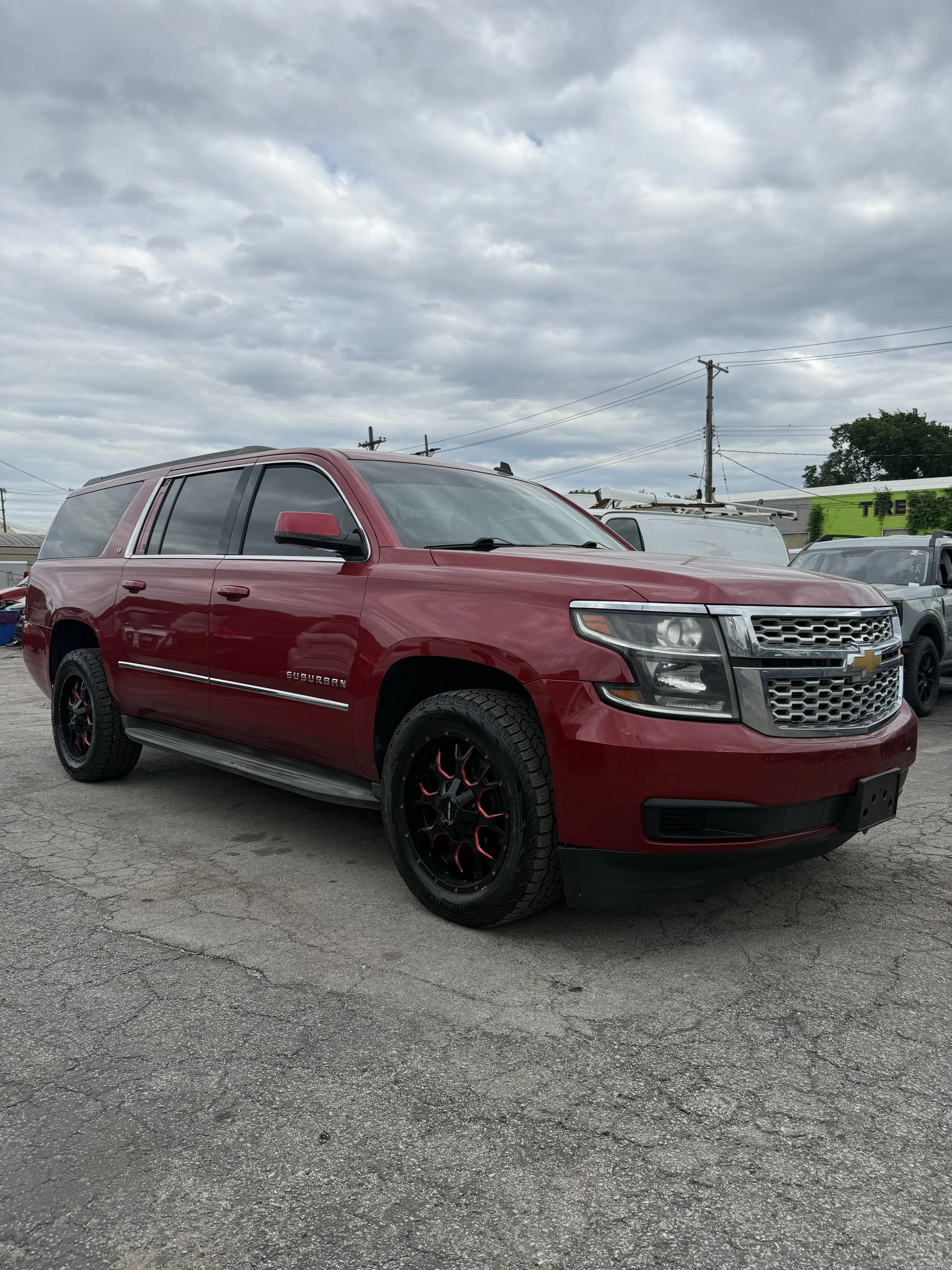 2015 Chevrolet Suburban LT 4x4 FULL SIZE SUV