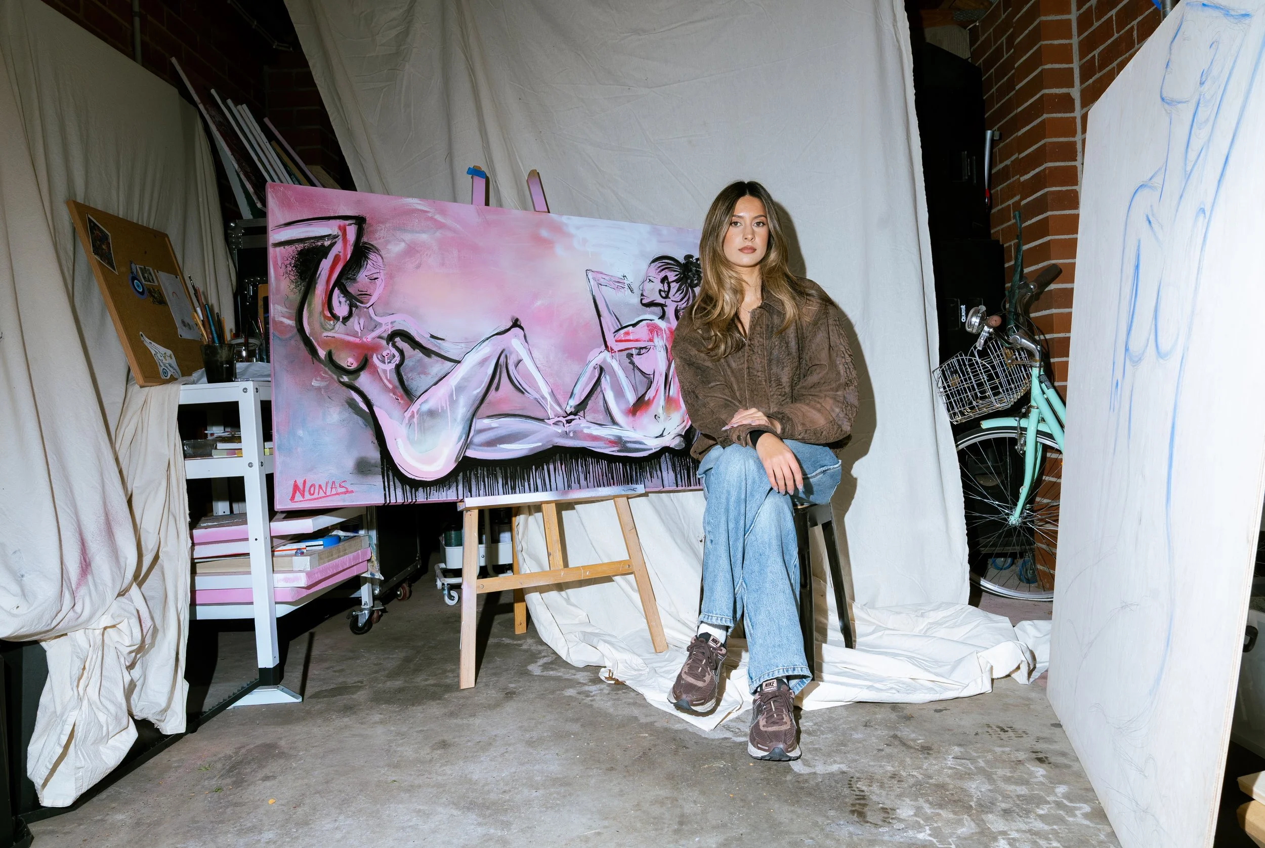 Amiee Paints Branding-3.jpg