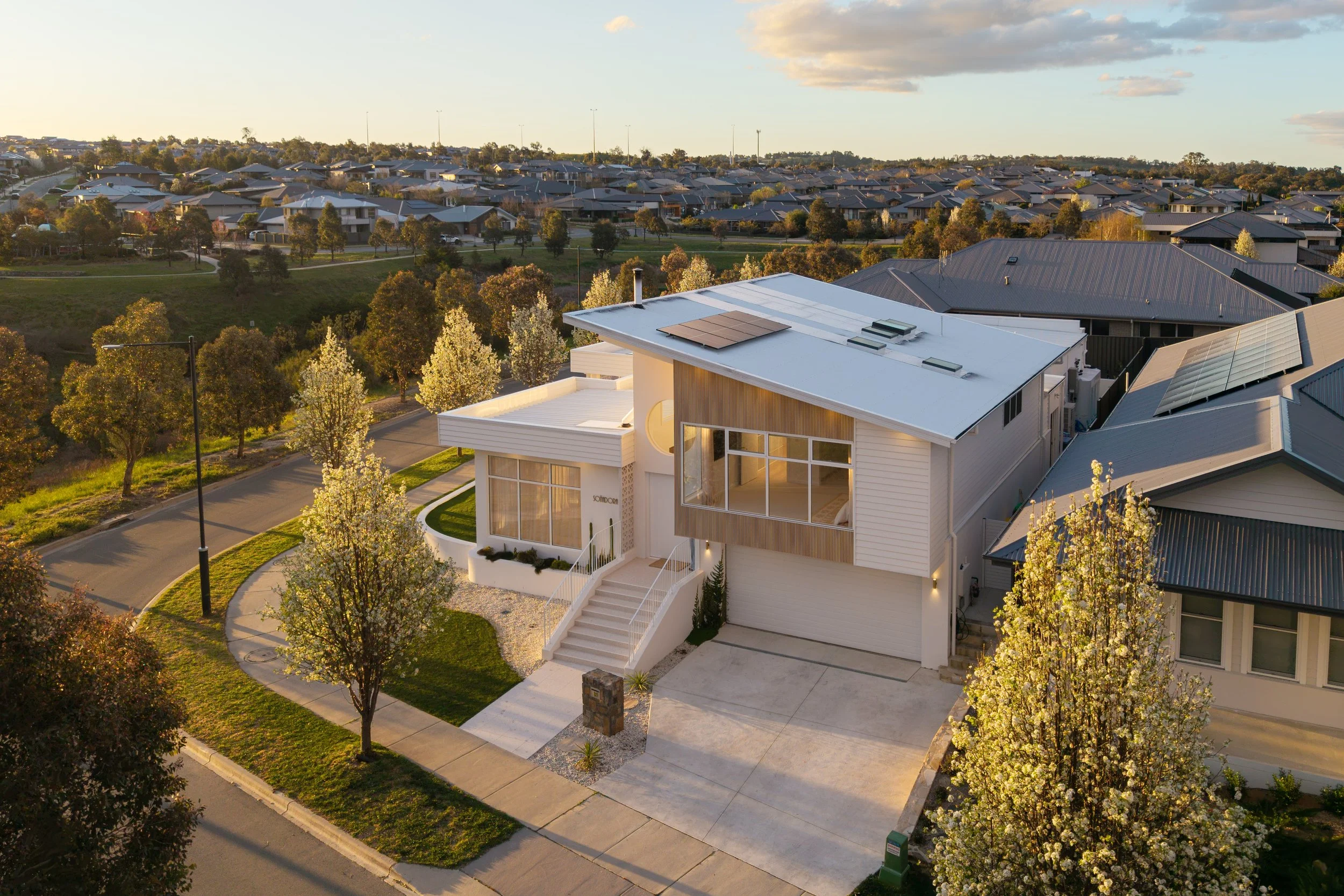 18 Borough Ridge Googong drone-2.jpg
