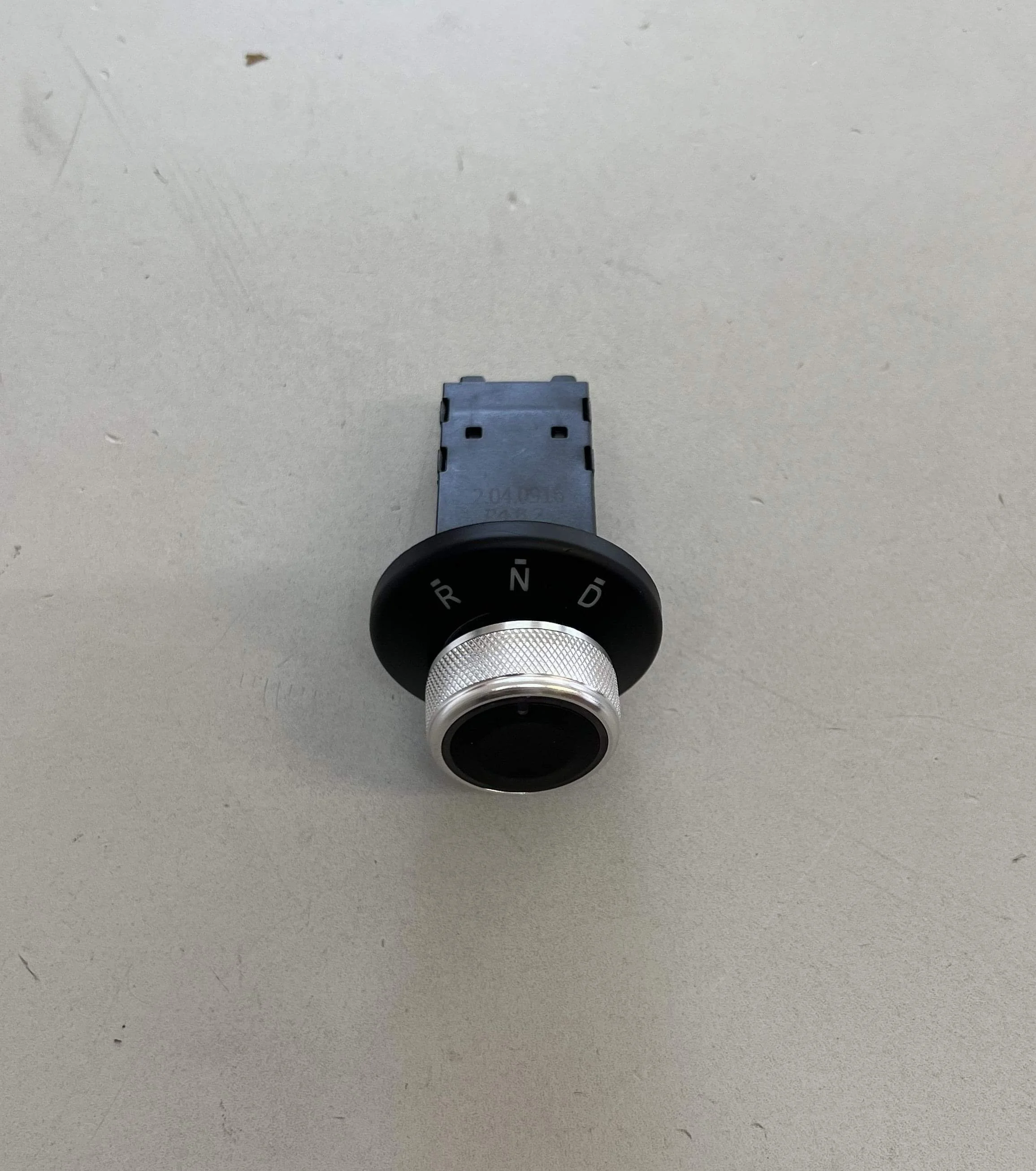 Forward_Reverse_Switch_Round.jpeg