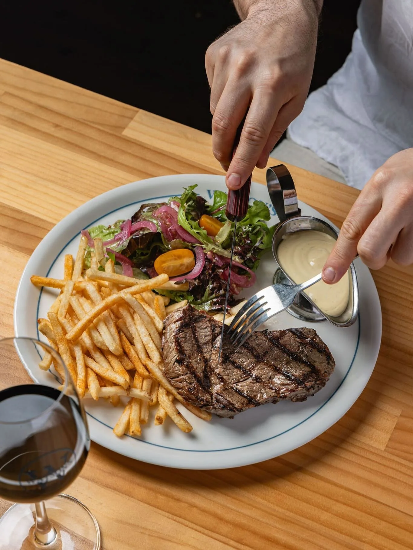 Wednesday special - $25 Rumps w/ fries &amp; salad - Up the Steaks ahead of tonight&rsquo;s State of Origin! #watsonseq #pubfeed #steaknight #stateoforigin