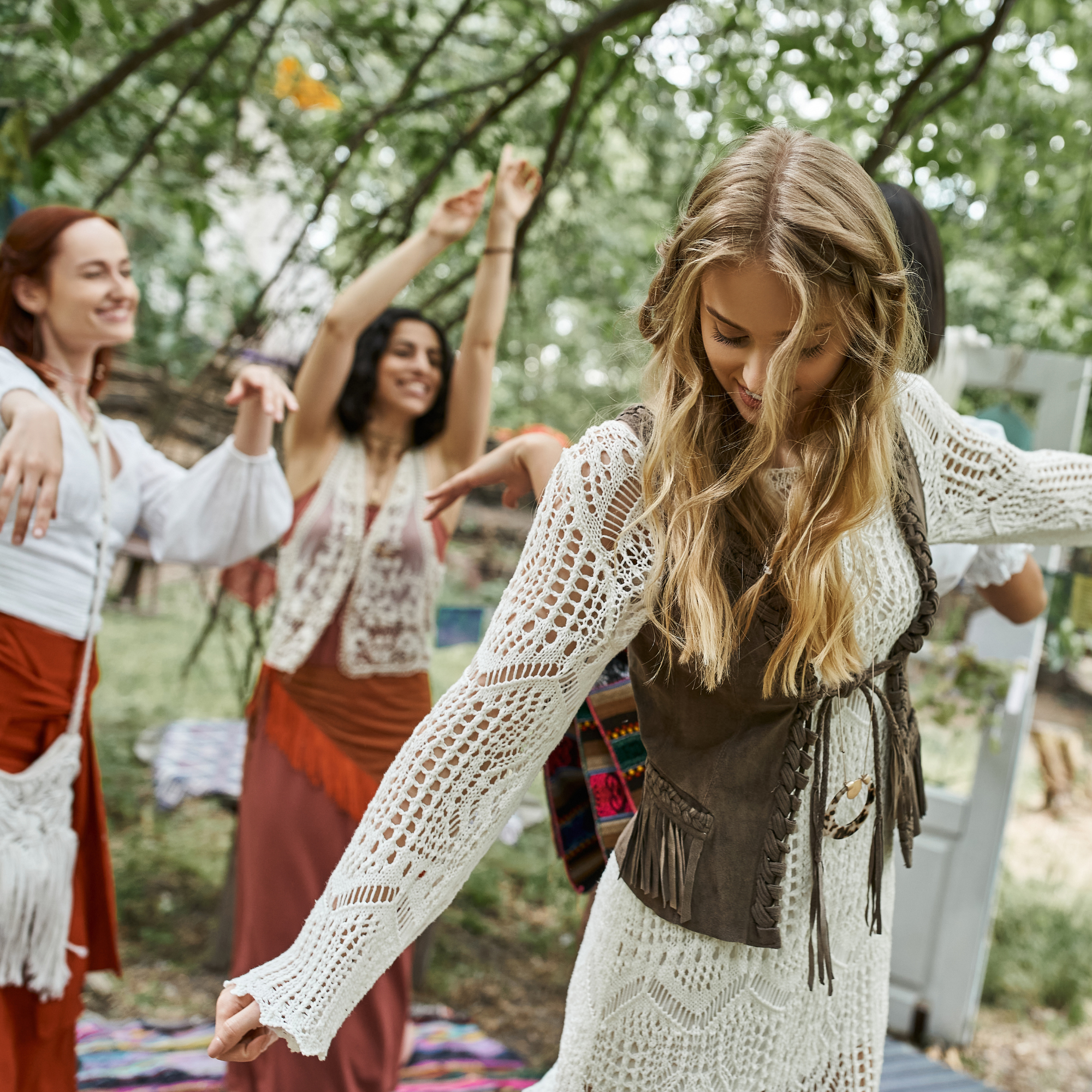 YIN YOUR YANG ESCAPES