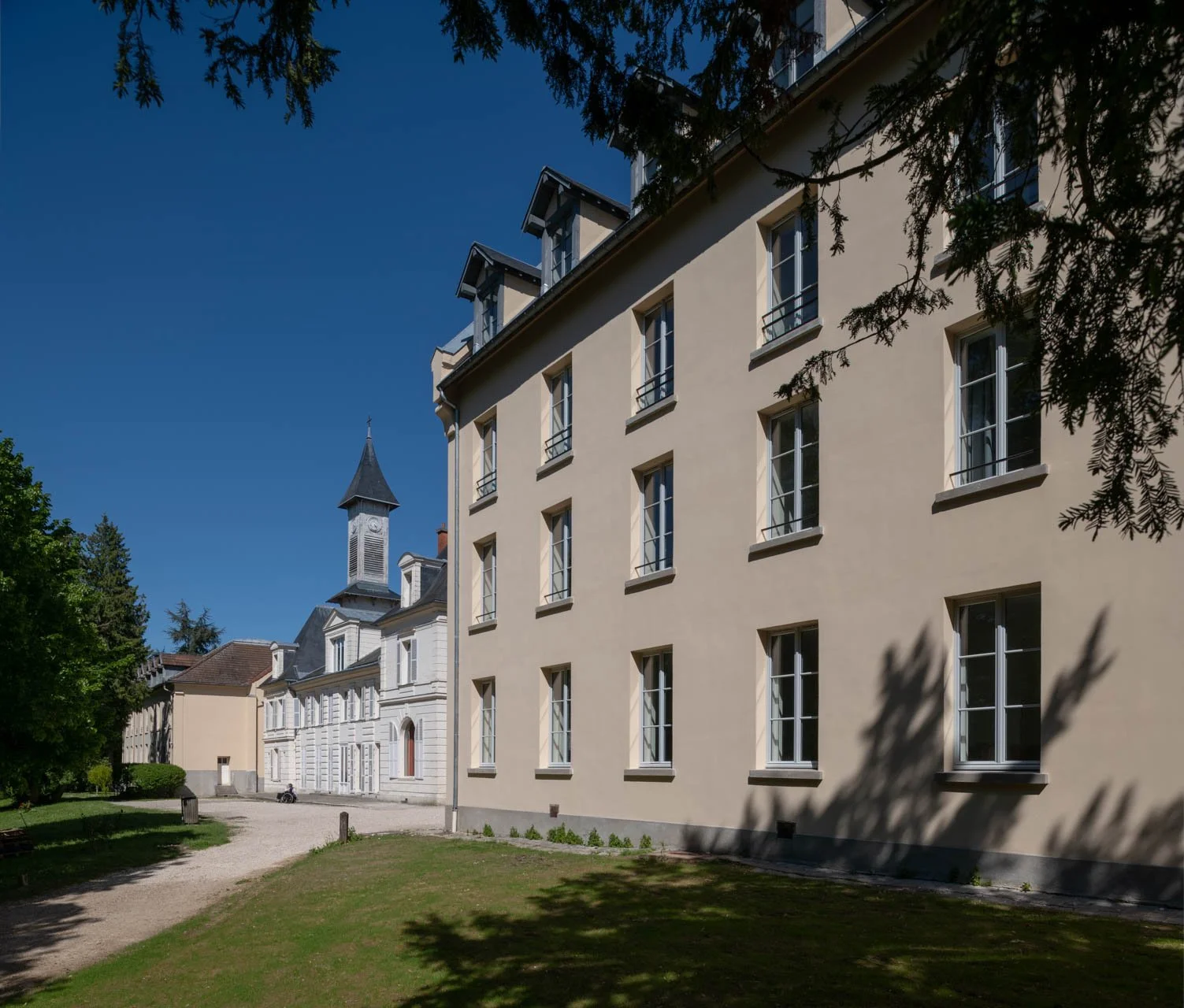 246-3.jpg