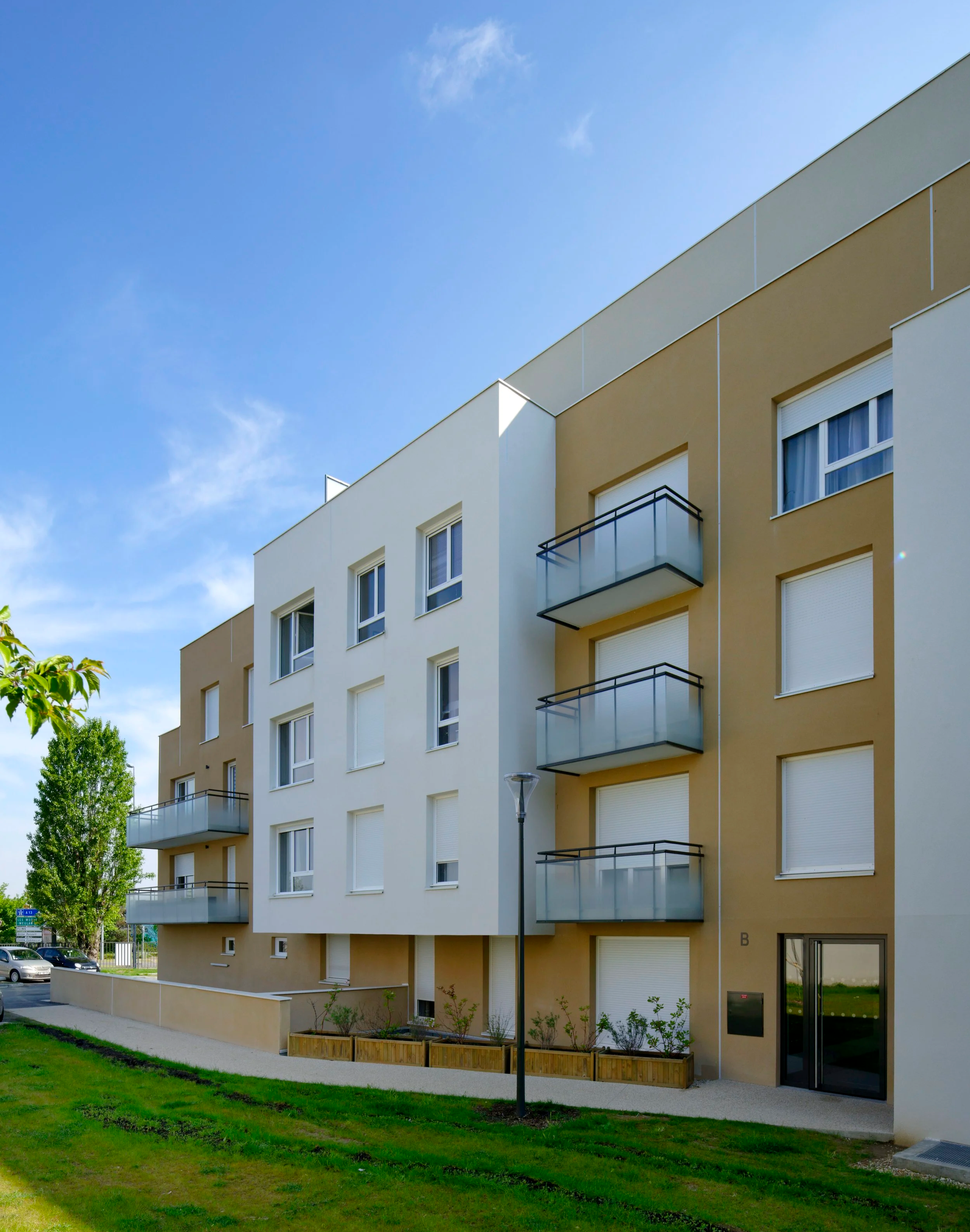 A2559-Aubergenville-057.png