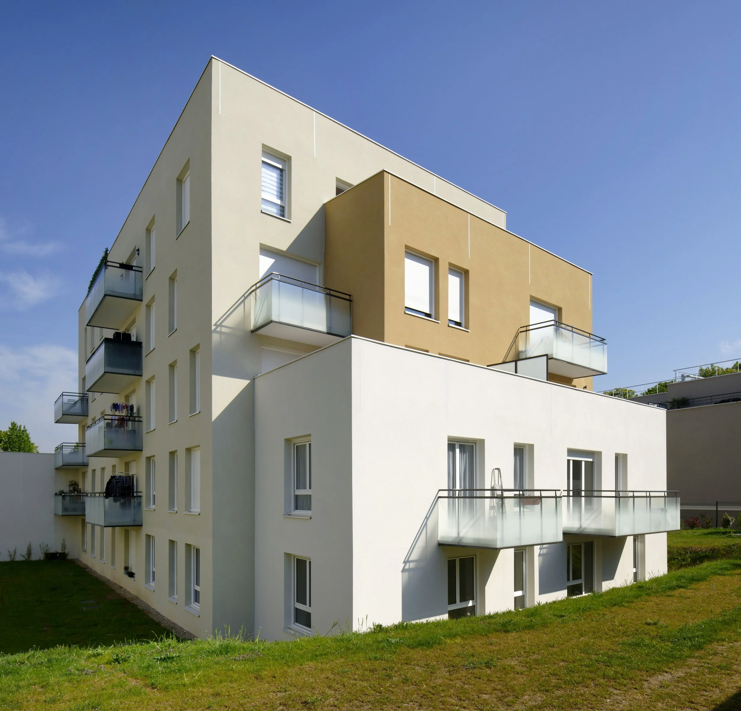 A2559-Aubergenville-038.JPG