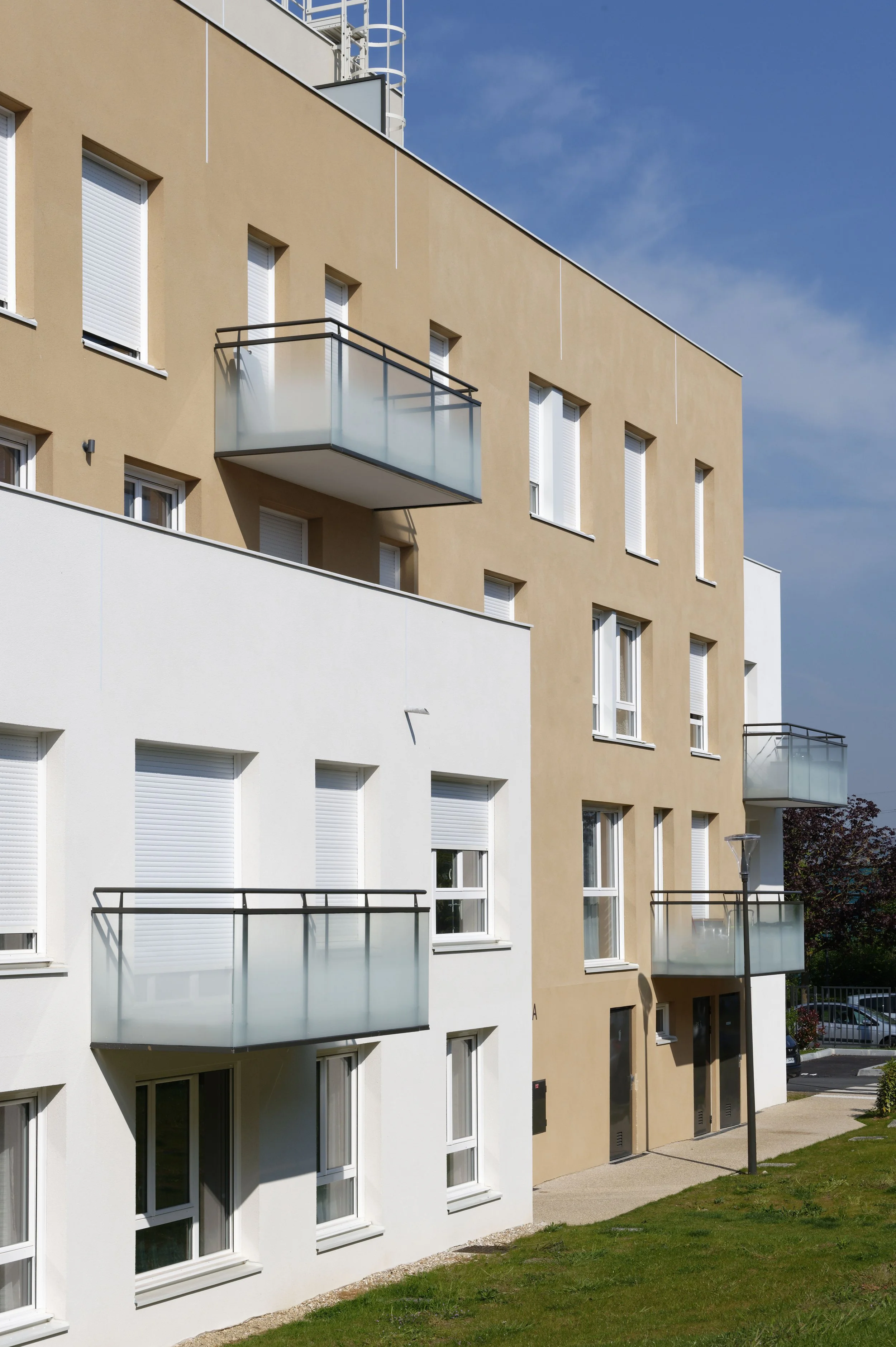 A2559-Aubergenville-026.JPG