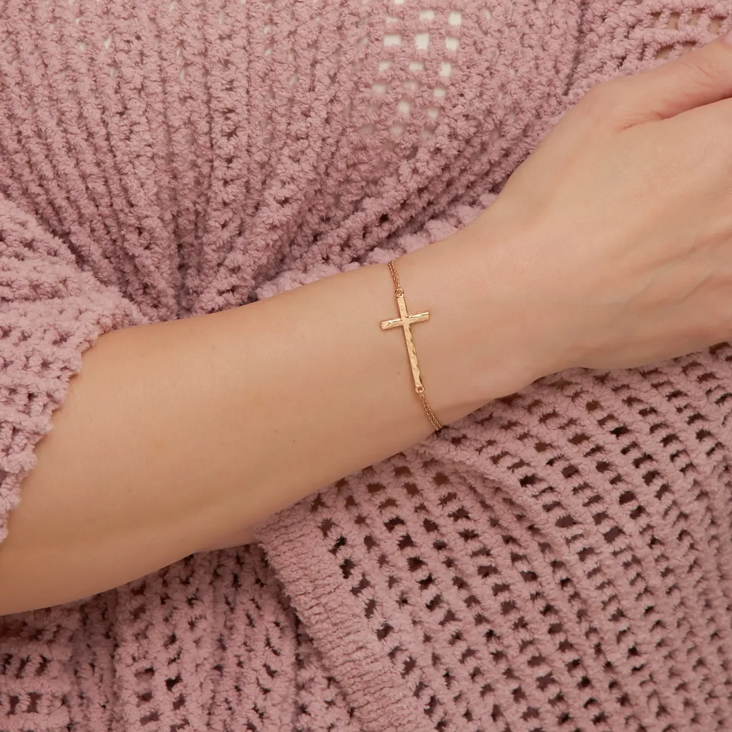 gold cross bracelet 4.webp