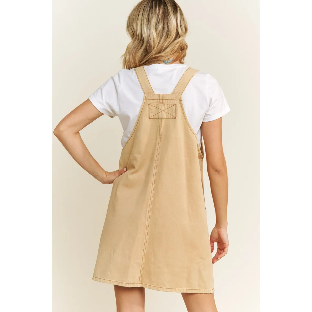 tan jumper side.webp