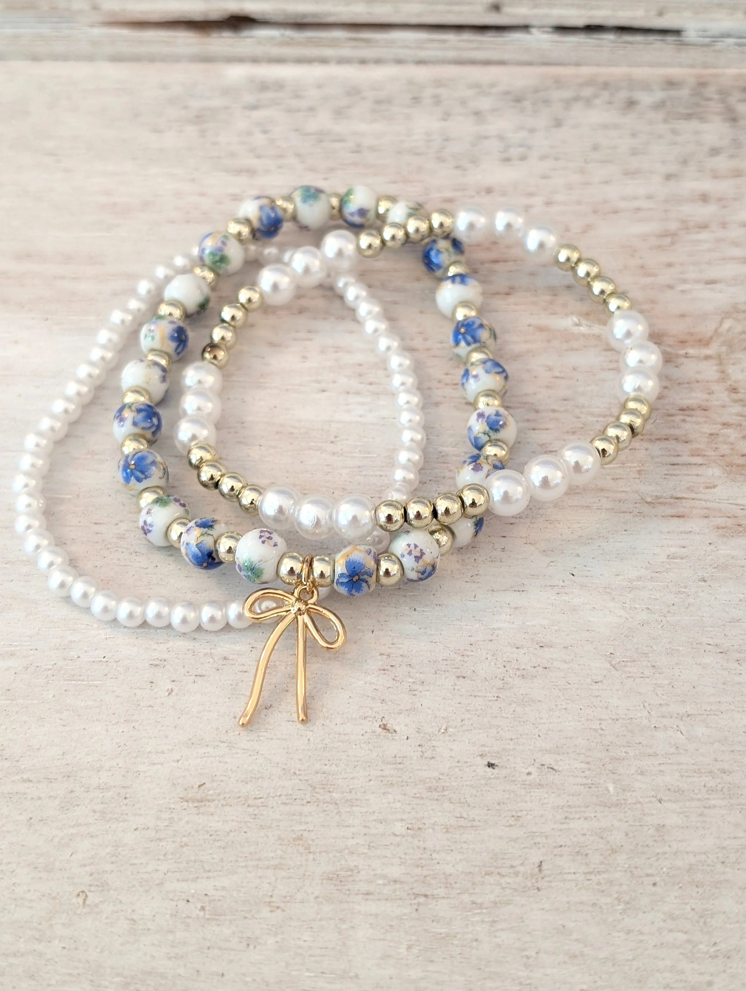 Bow Bracelet.jpg