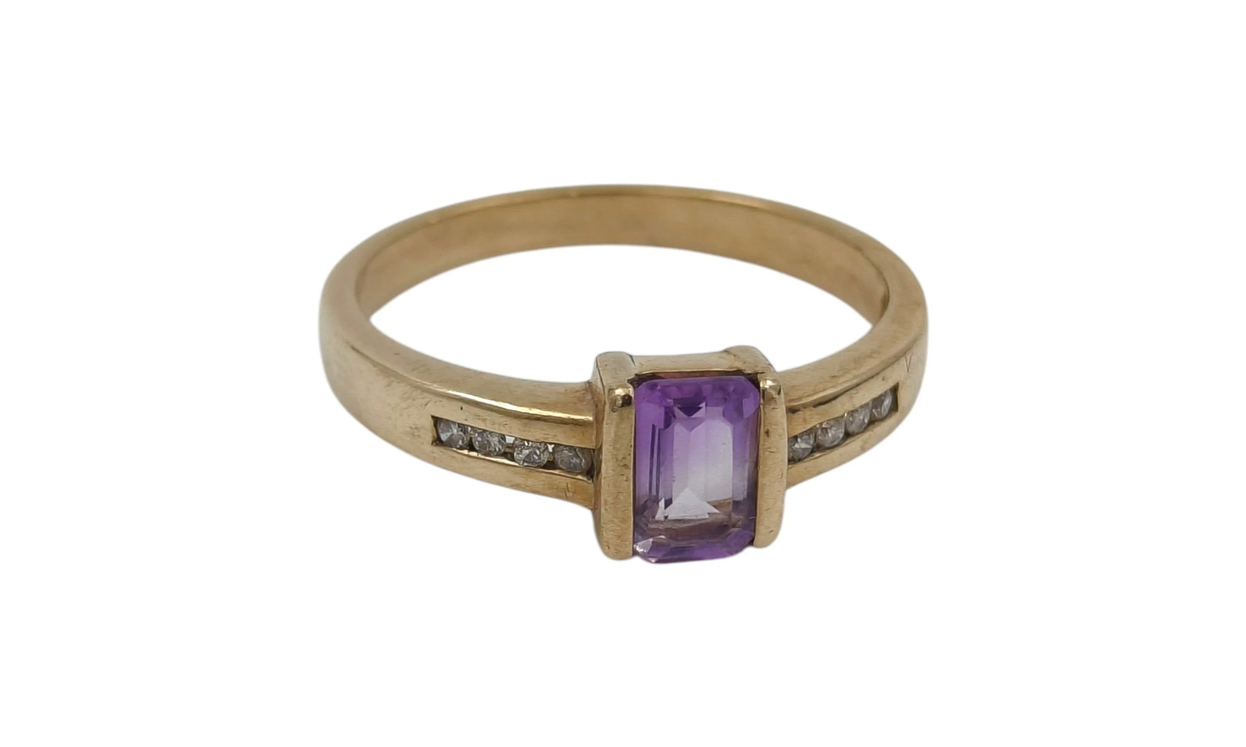 9ct Gold Amethyst Ring - Size O