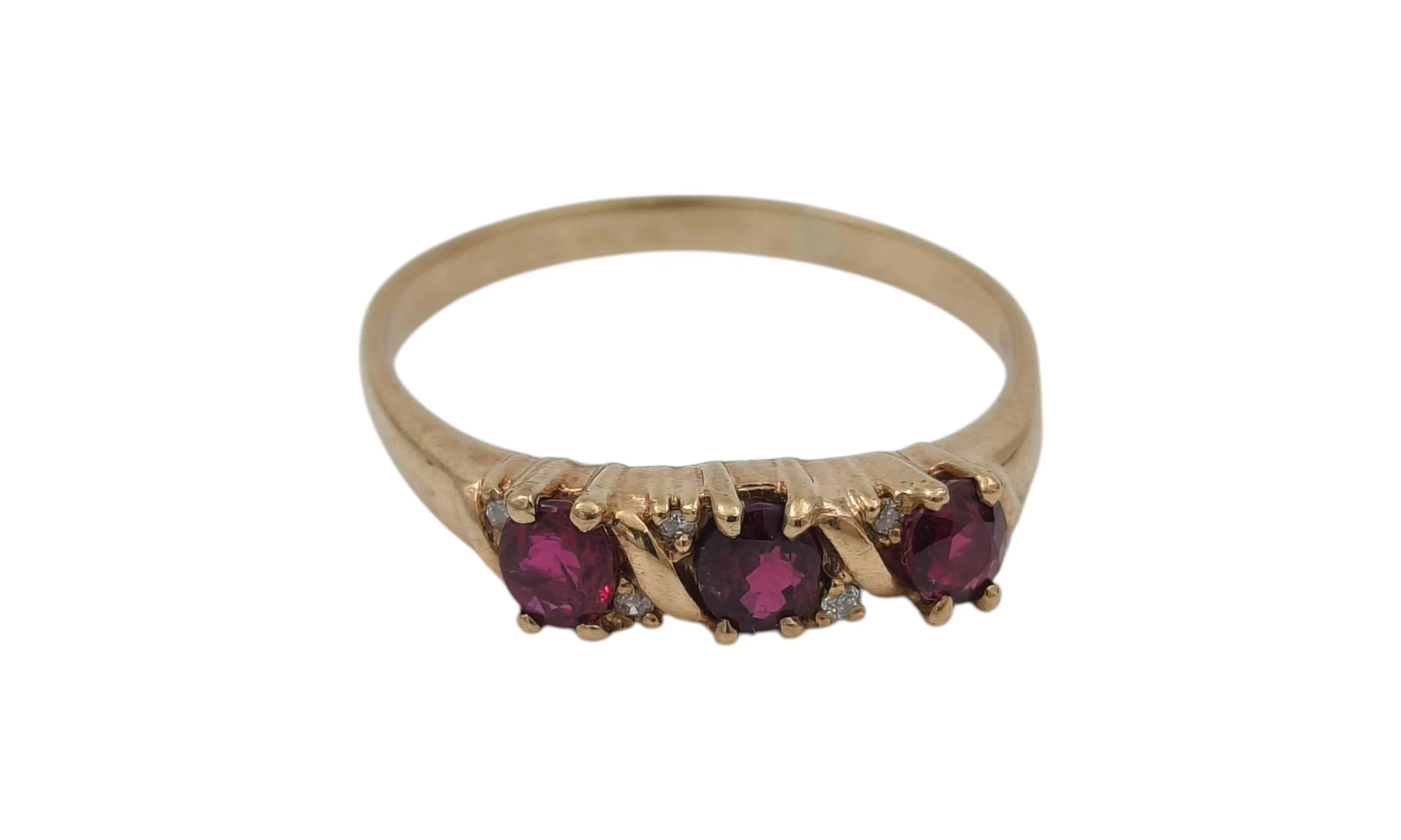 9ct Gold Garnet Ring - Size T