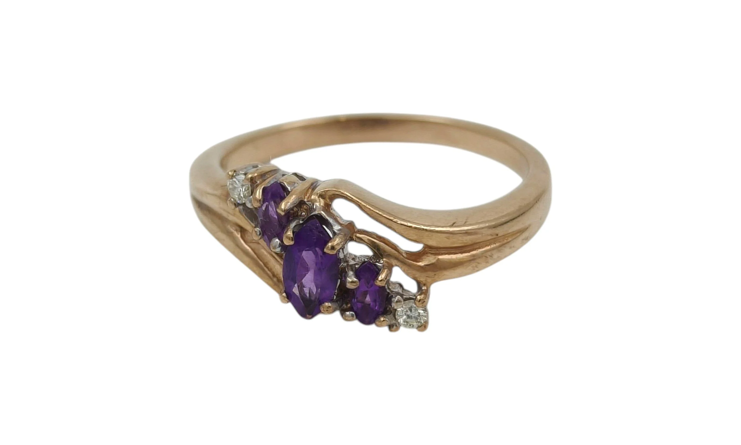 9ct Gold Amethyst and Diamond Ring - Size P 1/2