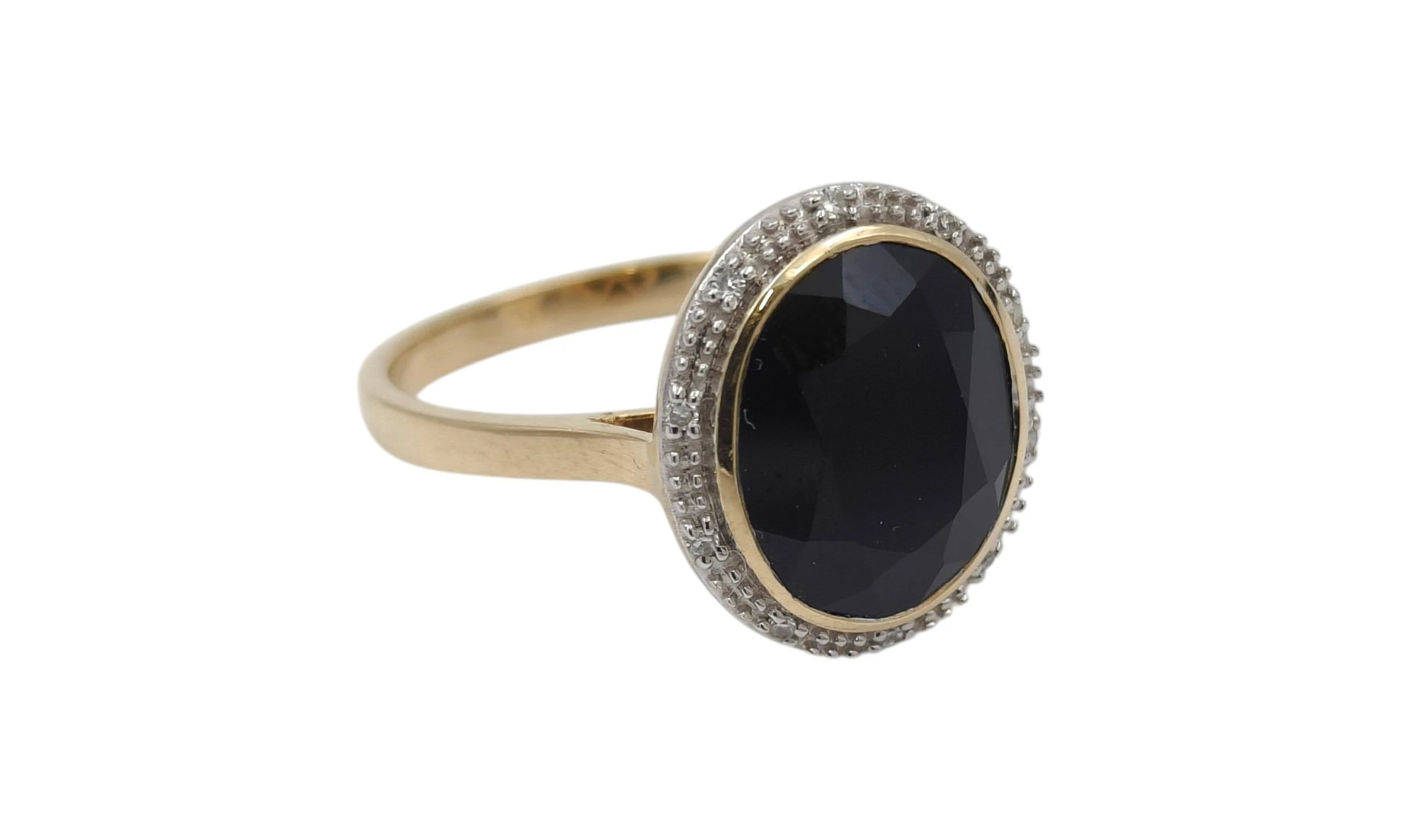 9ct Gold Onyx Ring - Size Q 1/2
