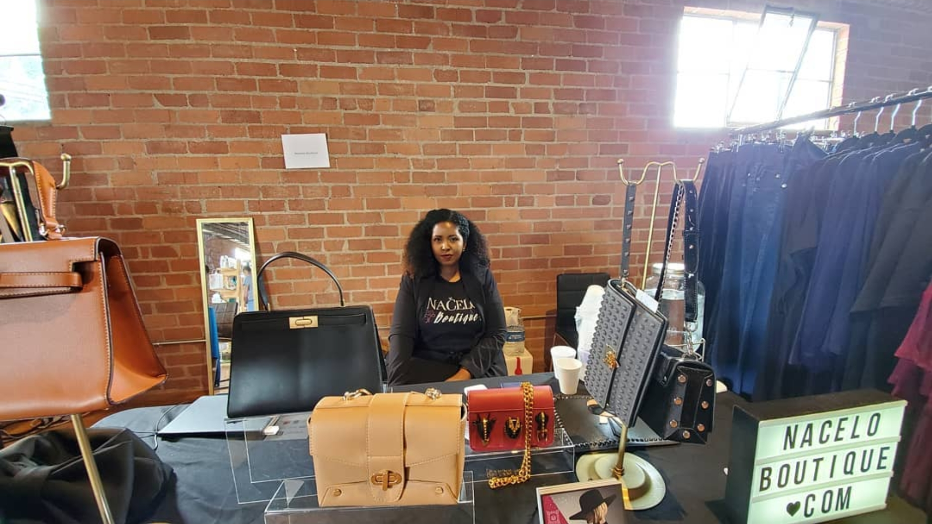 Nacelo Boutique. Booth at live event.