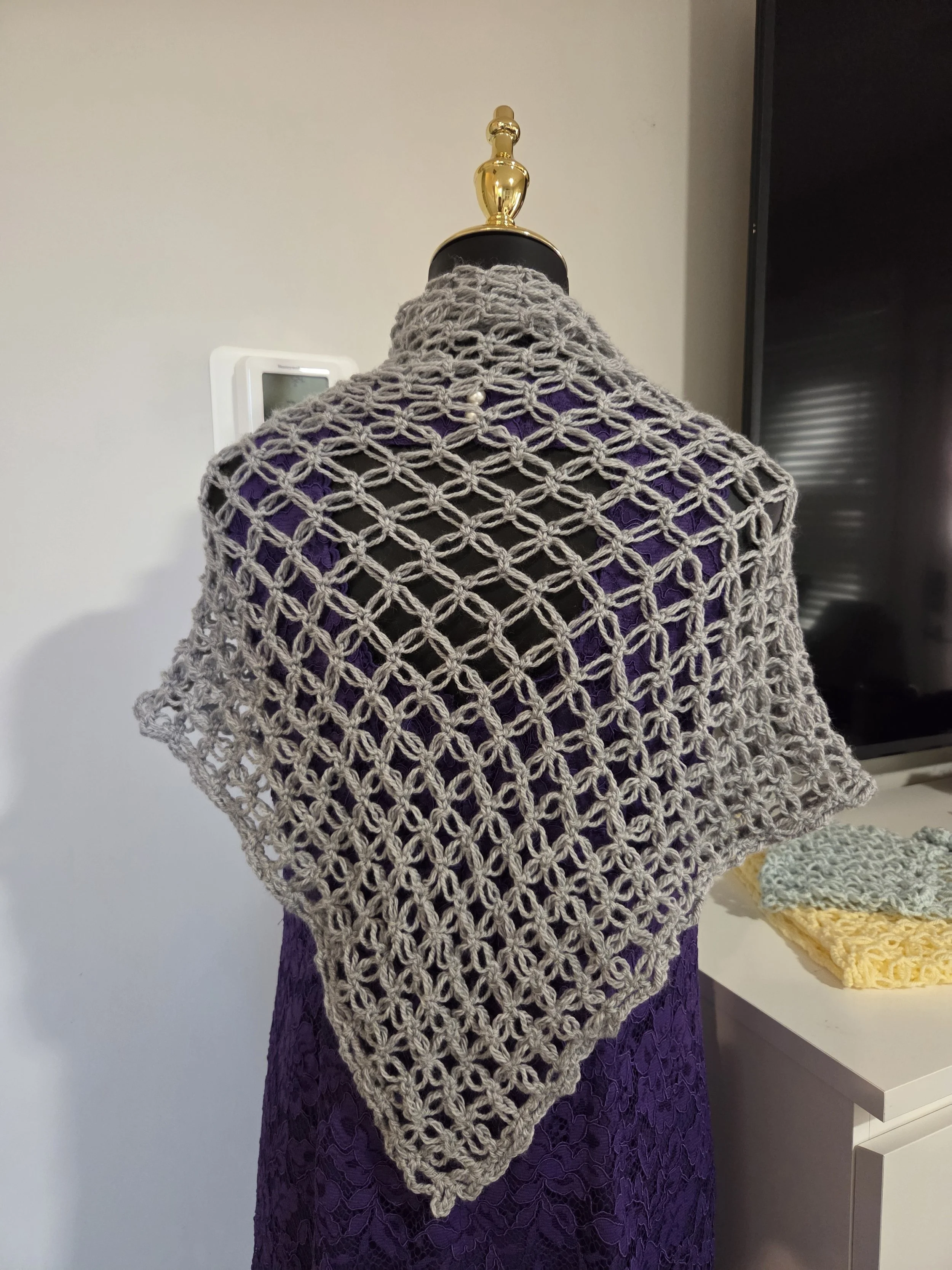 capalet2_back.jpg