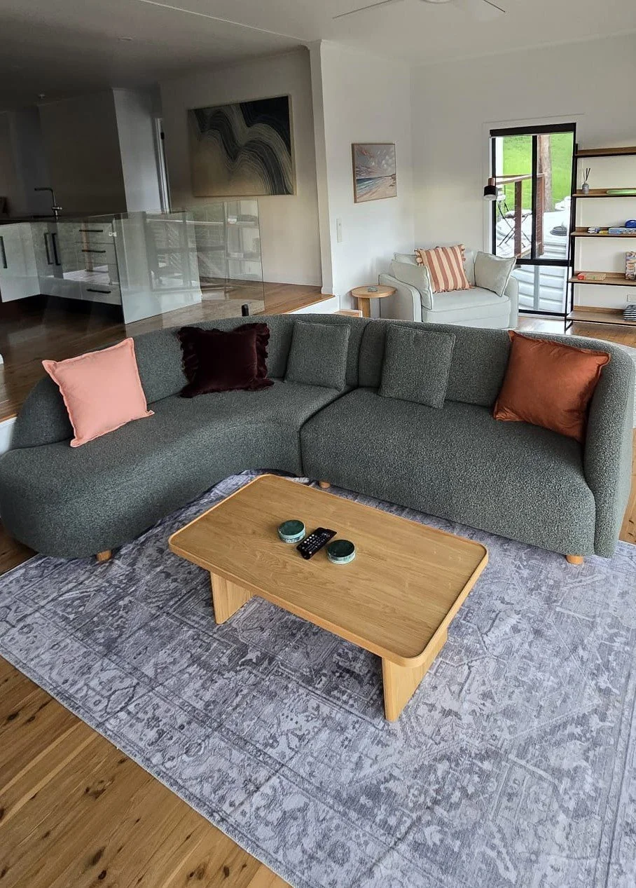 We solve it livingroom turn over