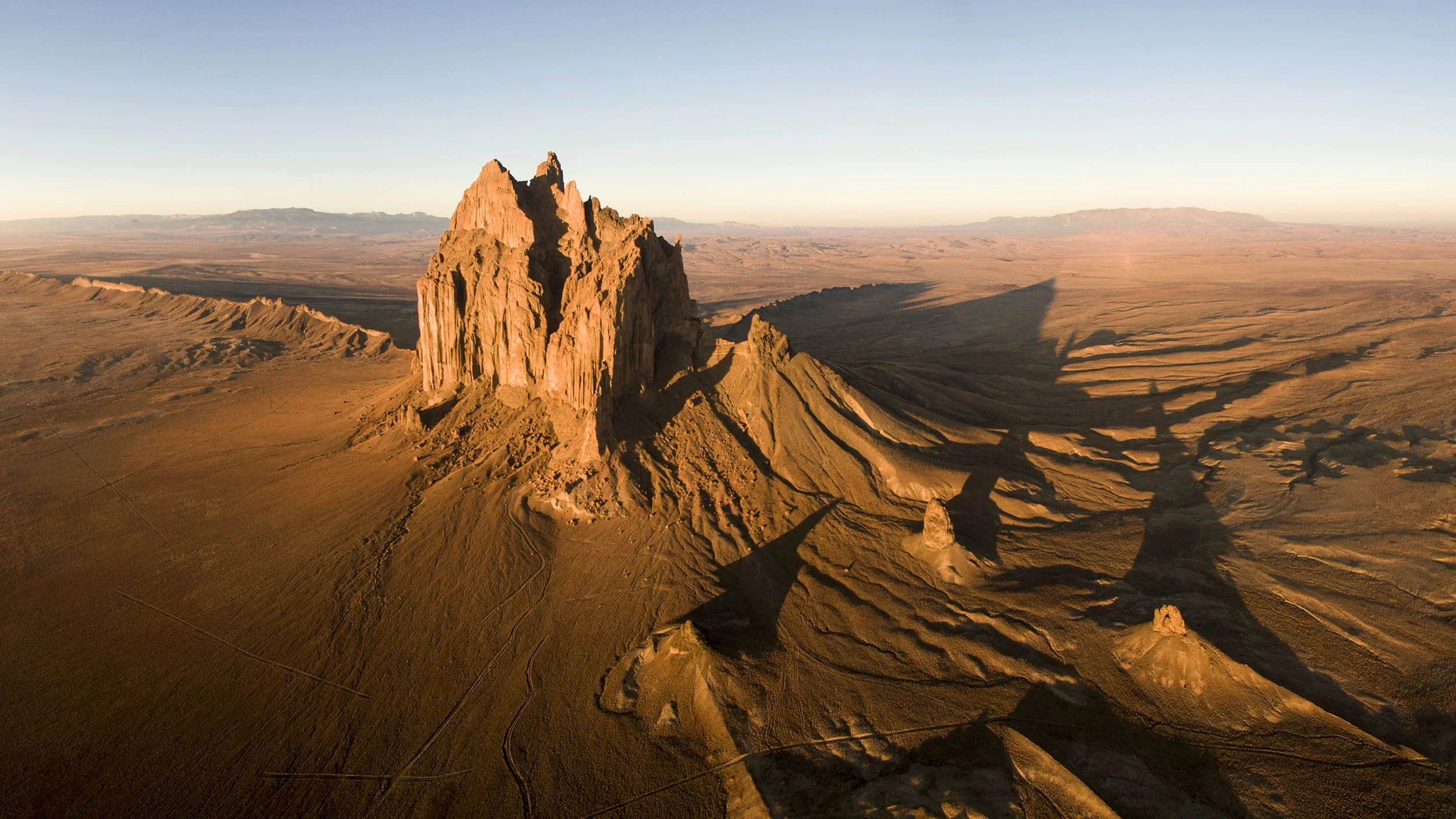 AMERICAN DUST | SOUTHWESTERN LANDSCAPES
