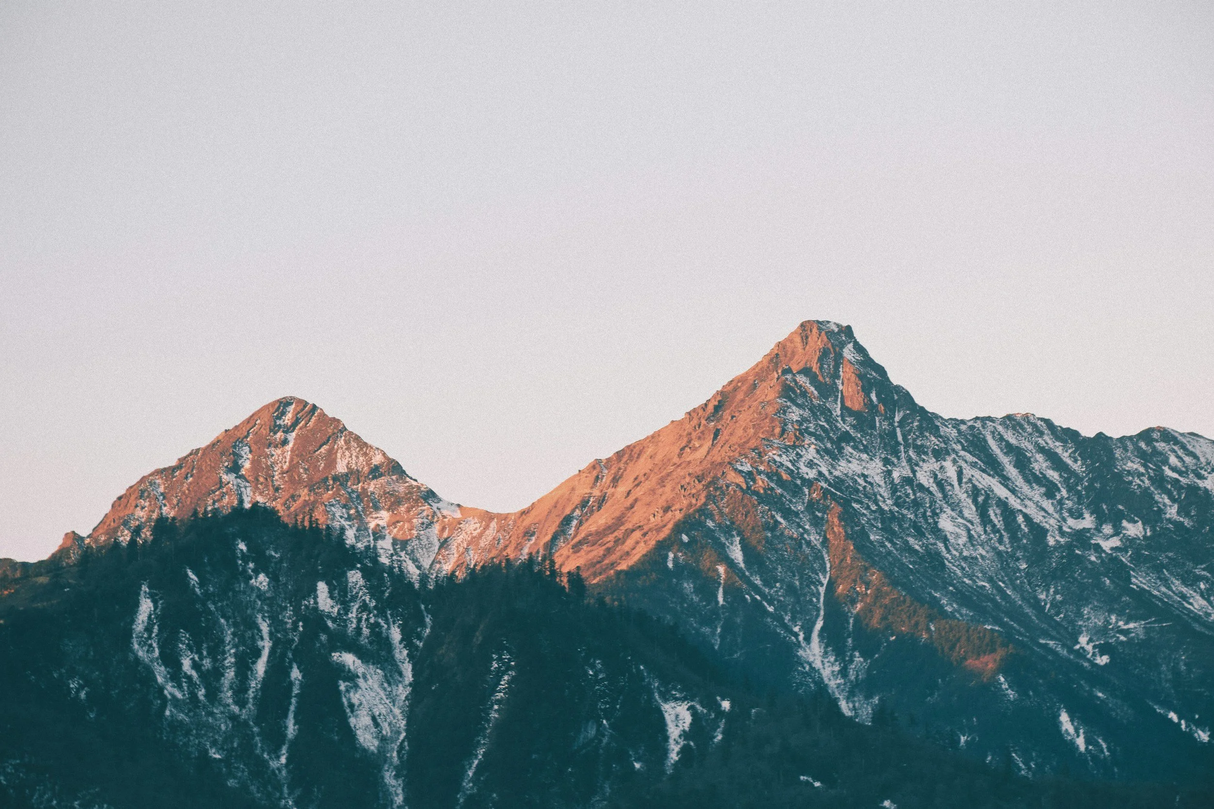 unsplash-image-hkhCV41gOpA.jpg