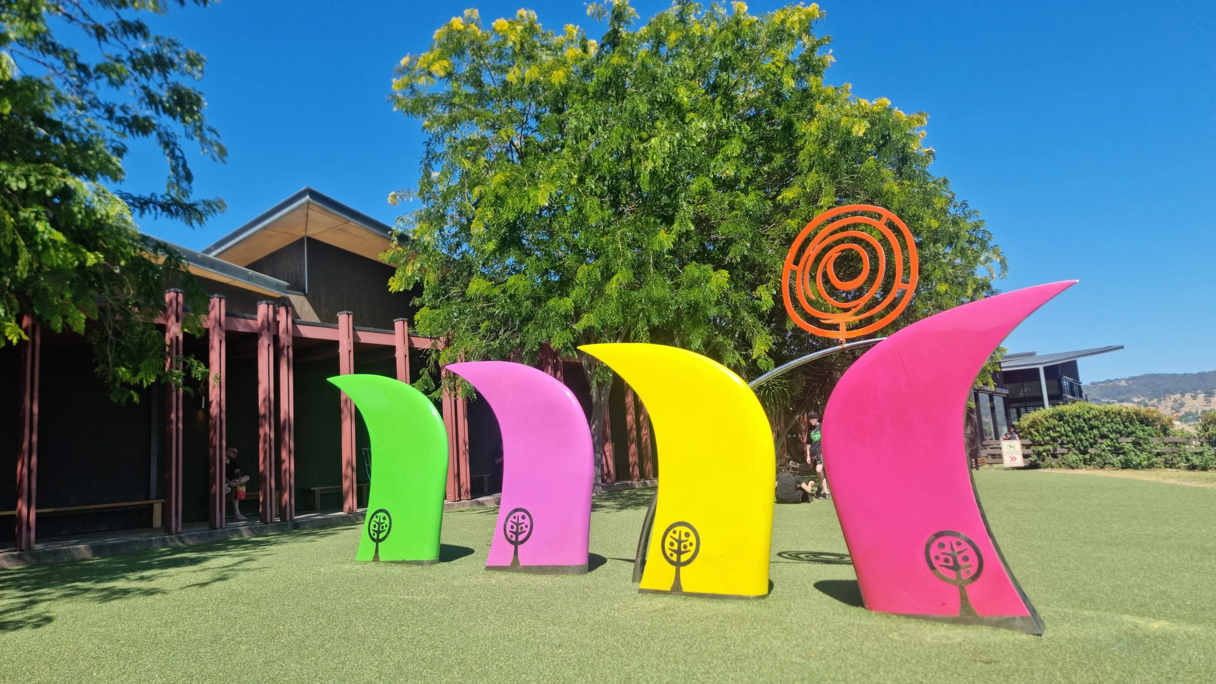 ヤラバレーツアー、有名チョコレート工場、Yarra Valley Chocolaterie会場の写真。お子様にもおすすめ。家族連れも楽しめる高級ワイナリーツアー。高級ヤラバレーワイナリーツアー、プライベート日本語メルボルンツアー。Yarra Valley, Building of Yarra Valley Chocolaterie Yarra Valley. Private luxurious Melbourne tour.