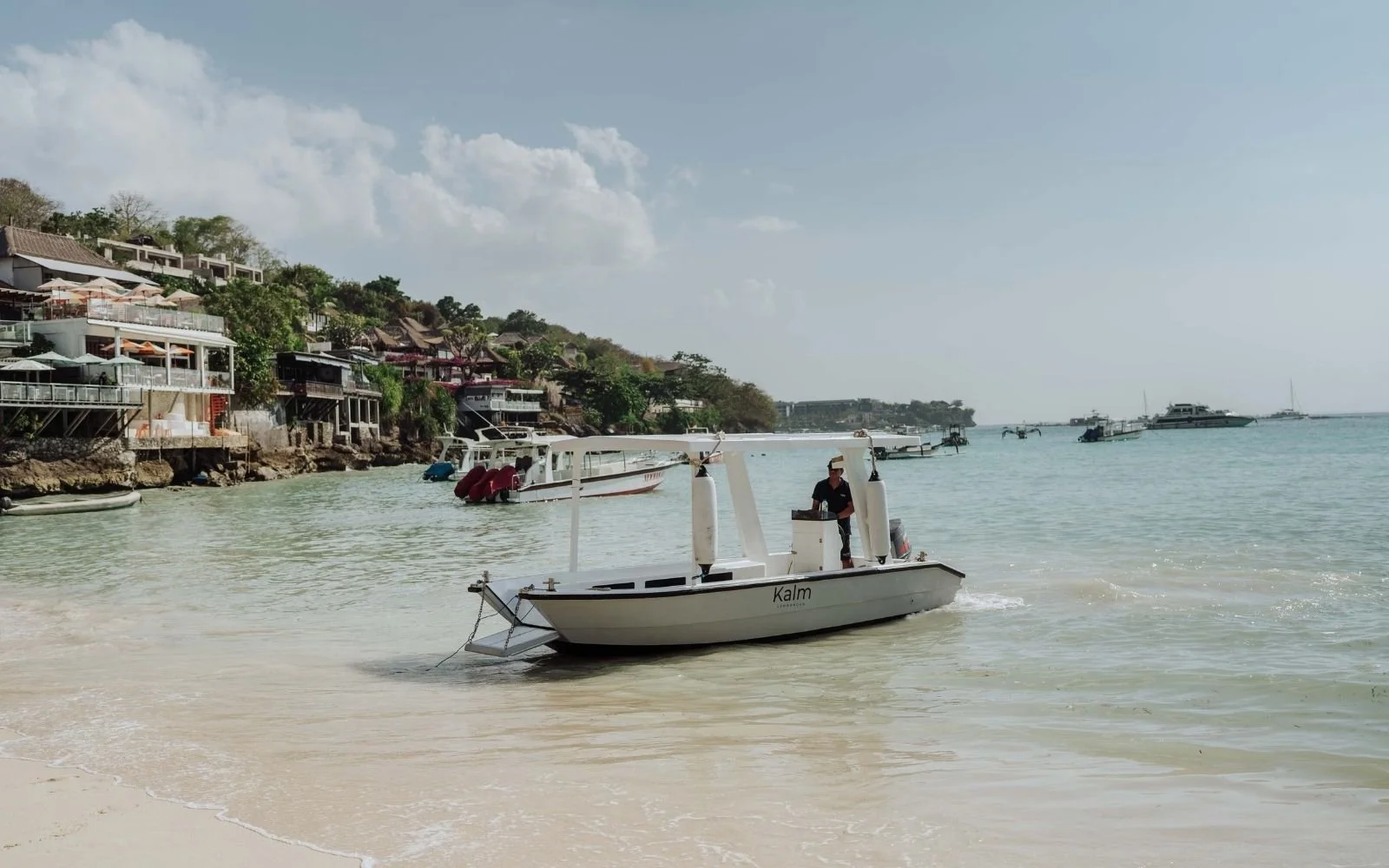 Kalm Charters Luxury Beach Shuttle