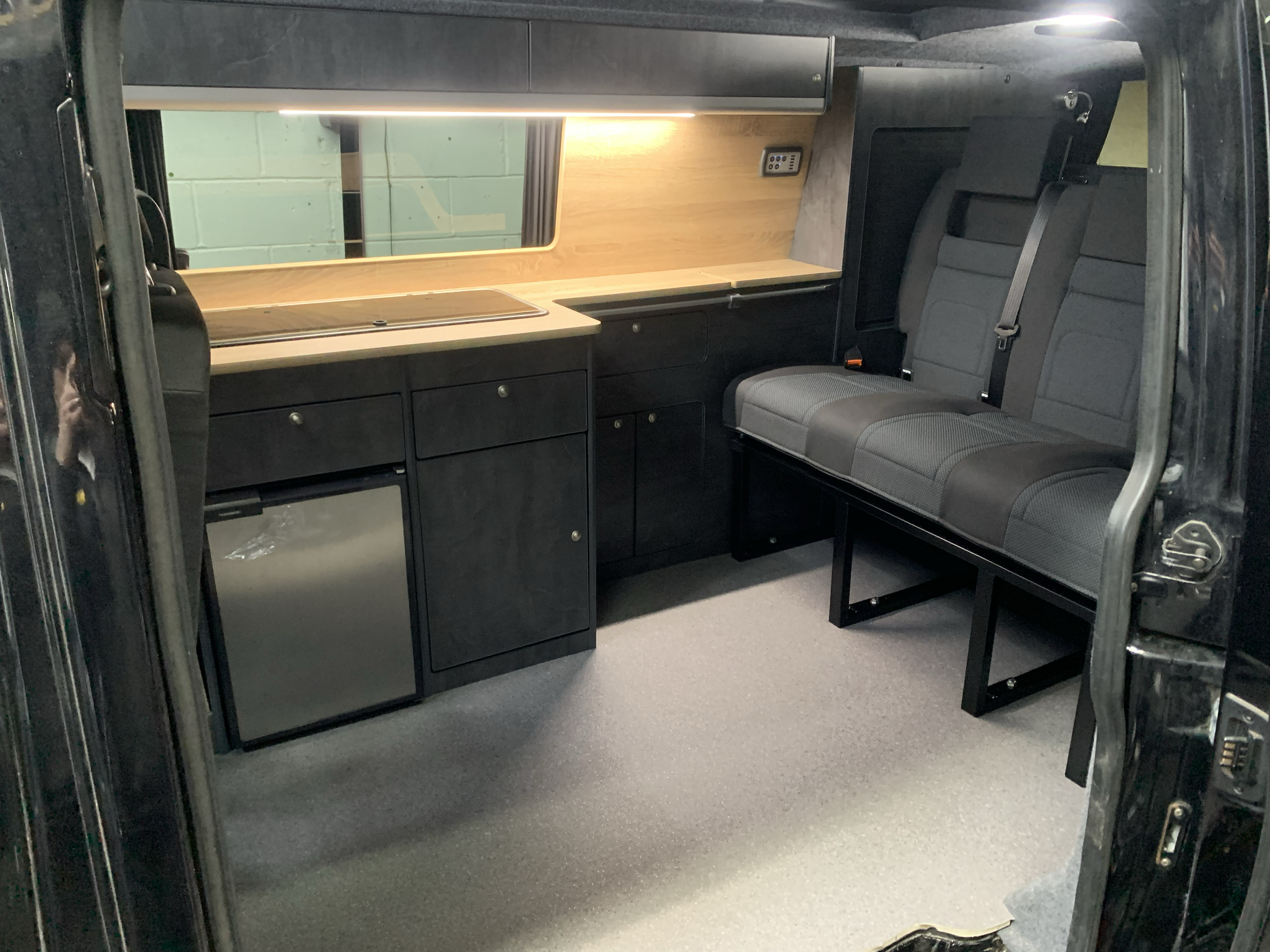 Full build with 3 seat Rib bed fitment.