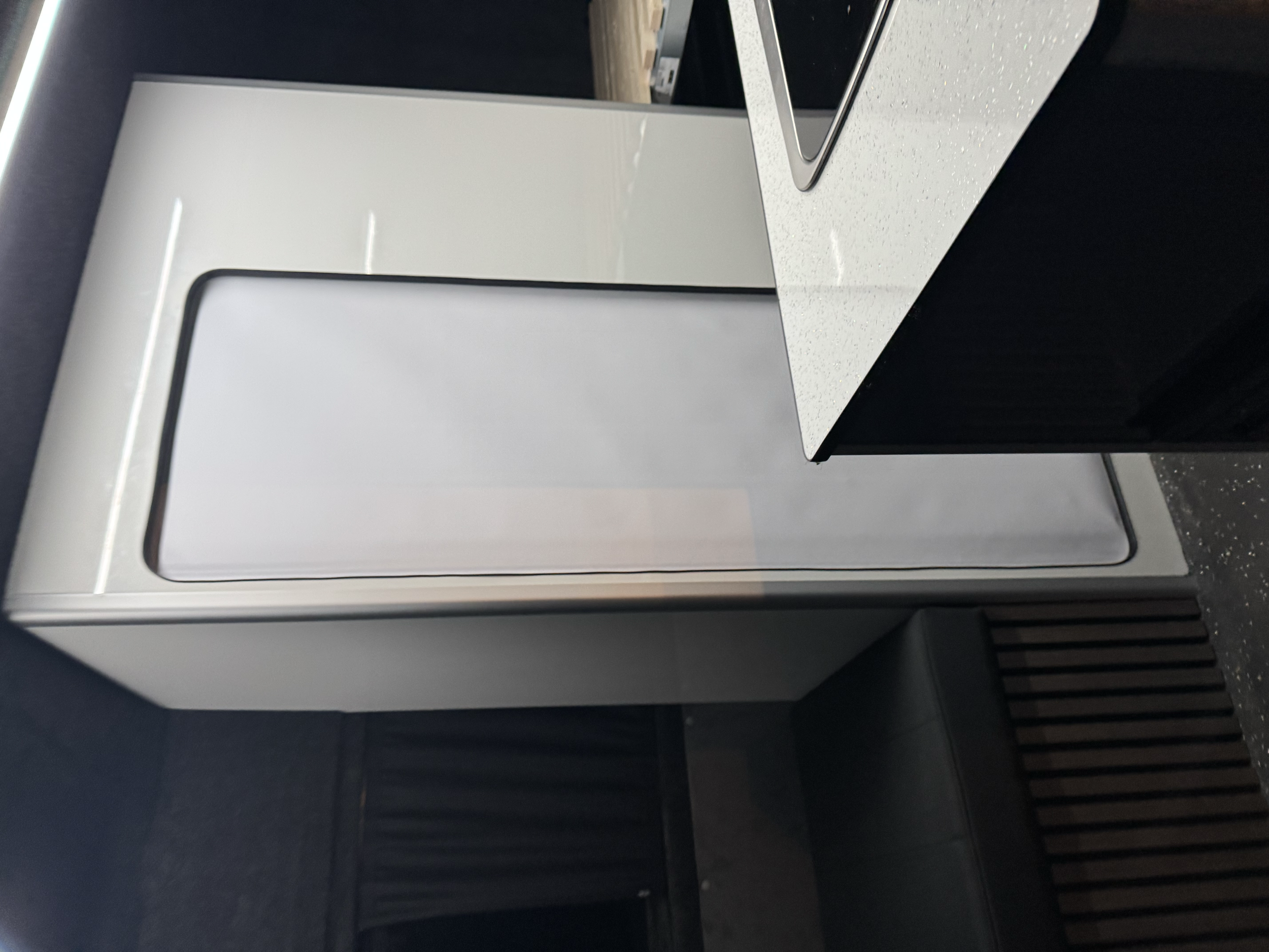Perfect waterproof screen door for toilet and shower.